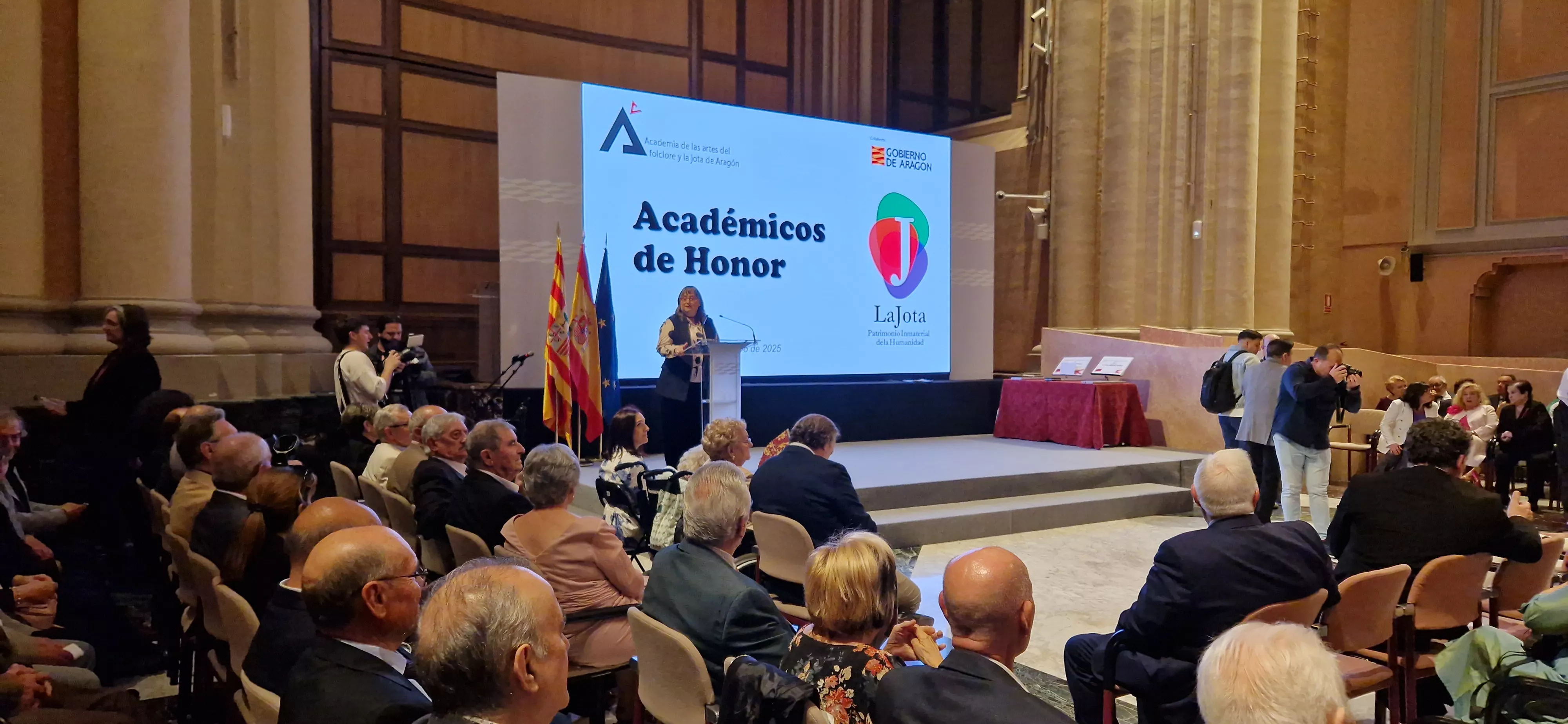 Académicos de Honor de la Jota Aragonesa. Foto Myriam Martínez