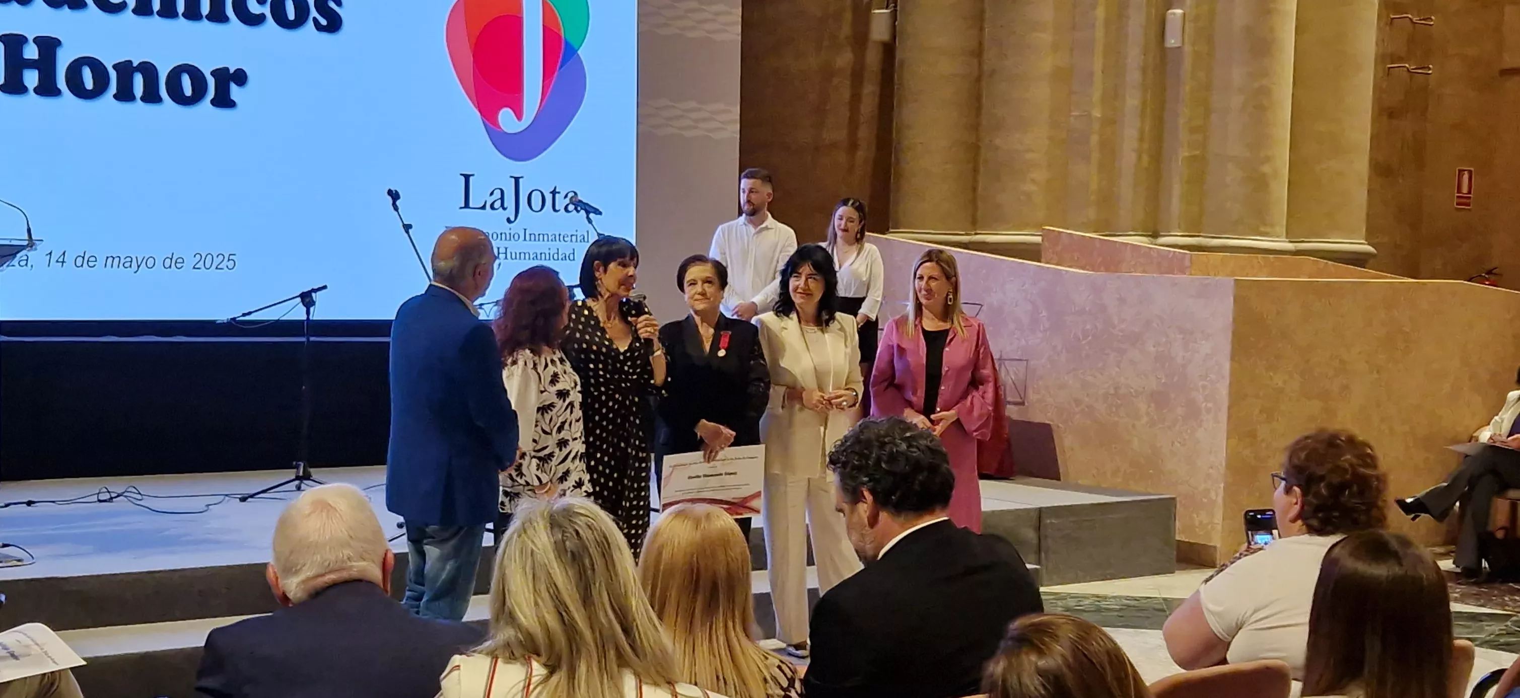 Académicos de Honor de la Jota Aragonesa. Foto Myriam Martínez