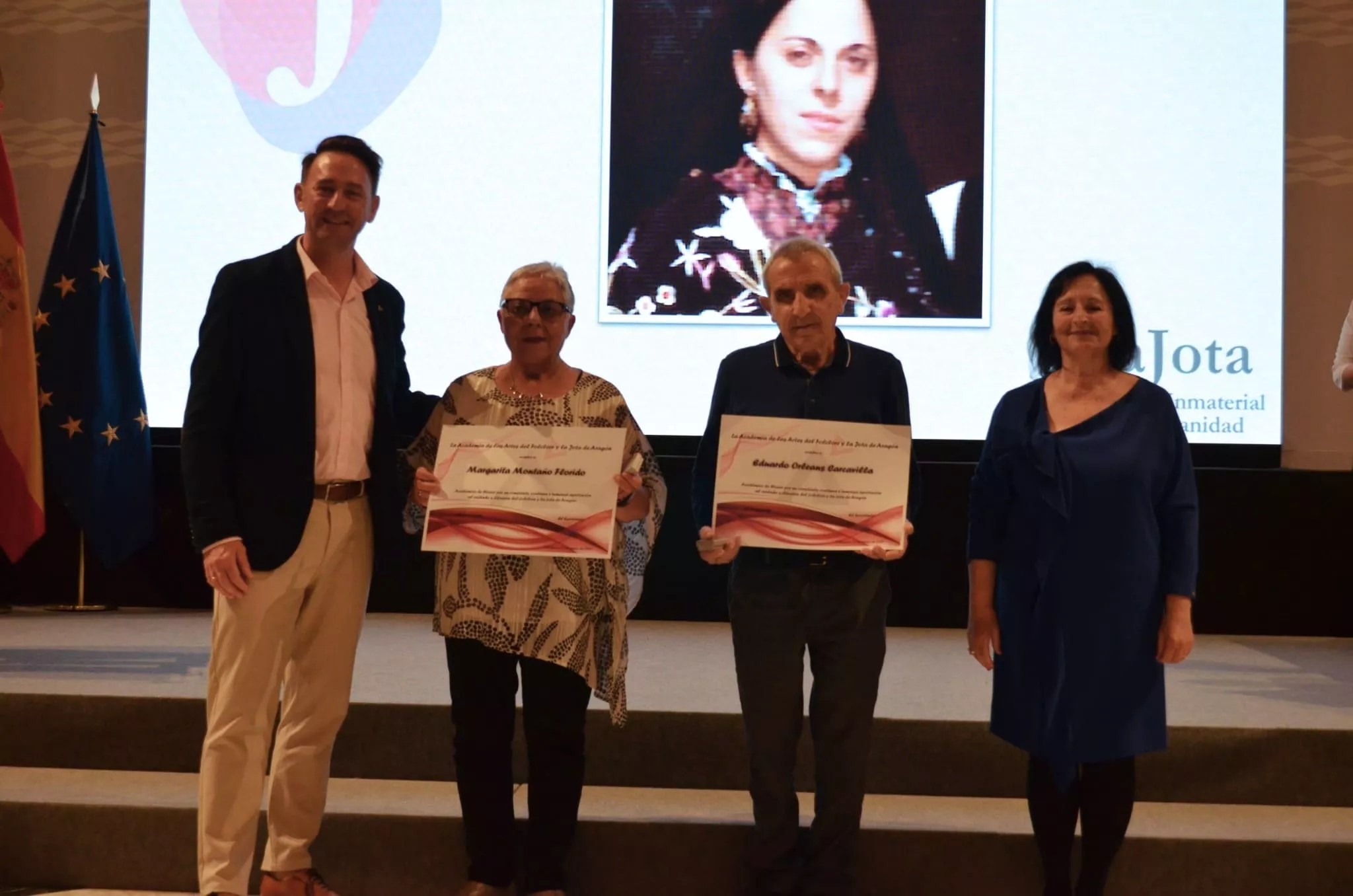 Académicos de Honor de la Jota Aragonesa, de Huesca. Foto David Sánchez Espolio
