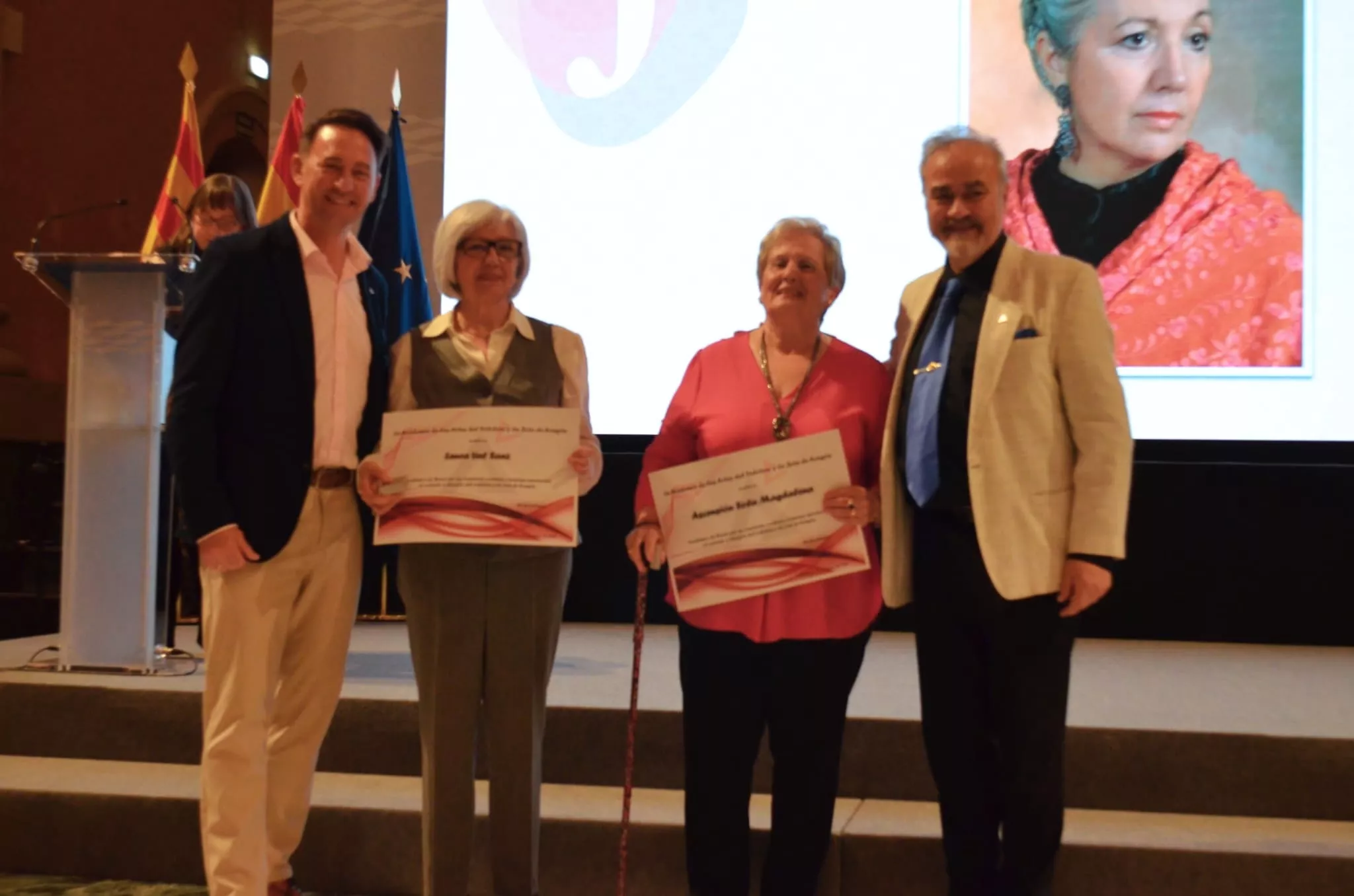 Académicos de Honor de la Jota Aragonesa, de Huesca. Foto David Sánchez Espolio