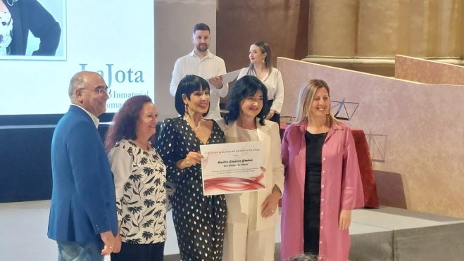 Lita Claver con Gloria Pérez