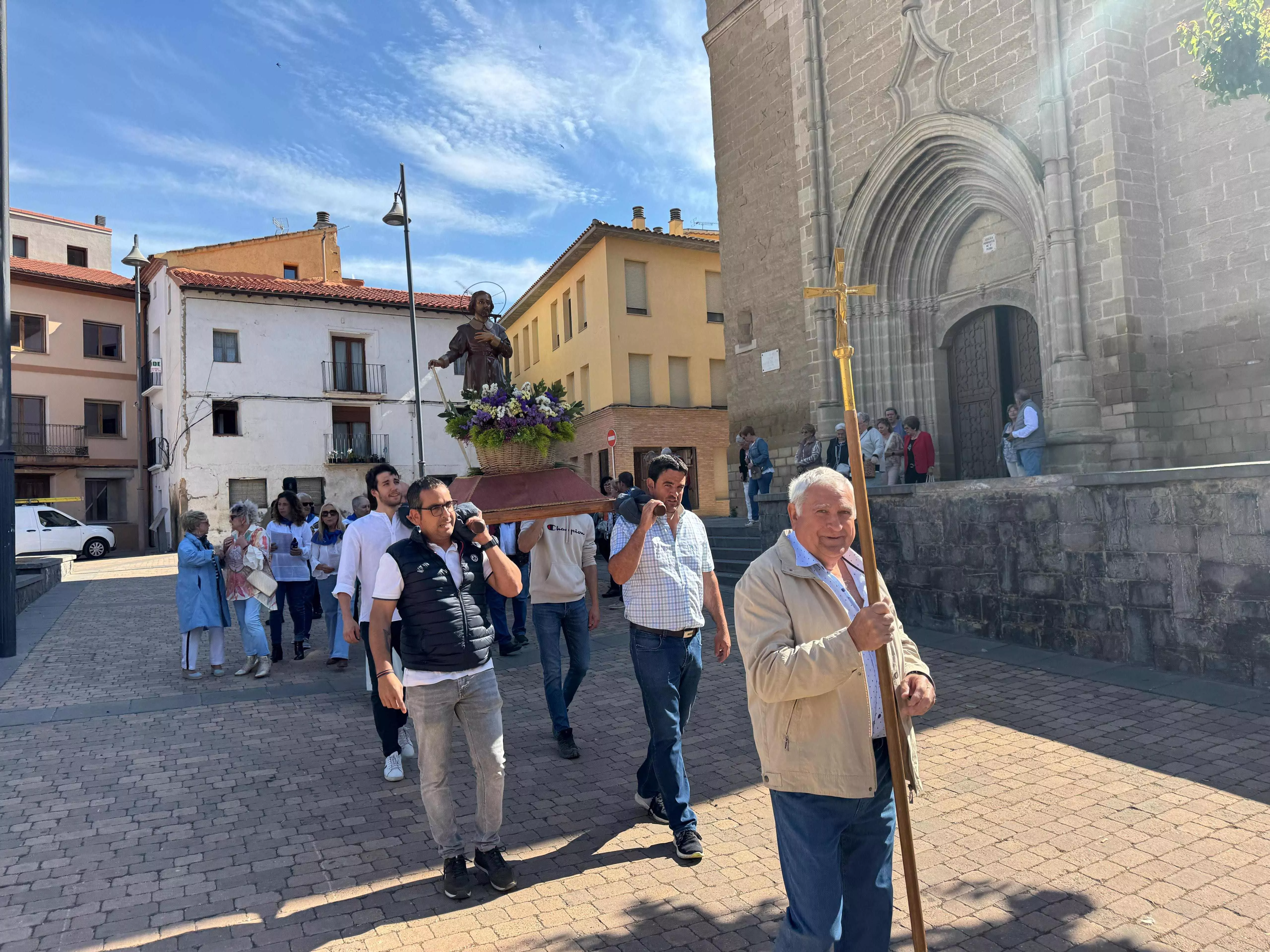 Procesión de San Isidro en Binéfar