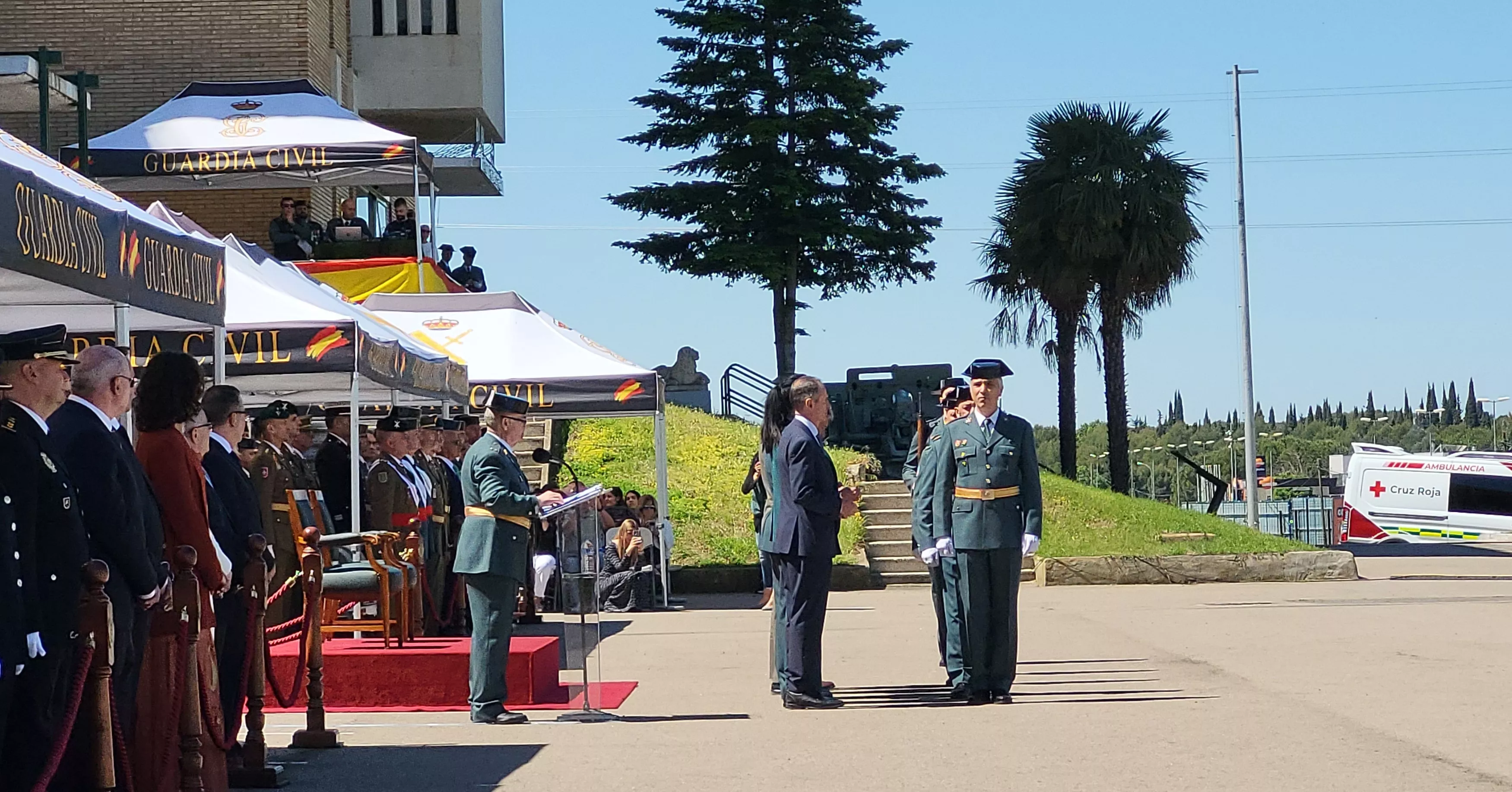 Celebración del 181 aniversario de la Guardia Civil en la Comandancia de Huesca. Foto Mercedes Manterola