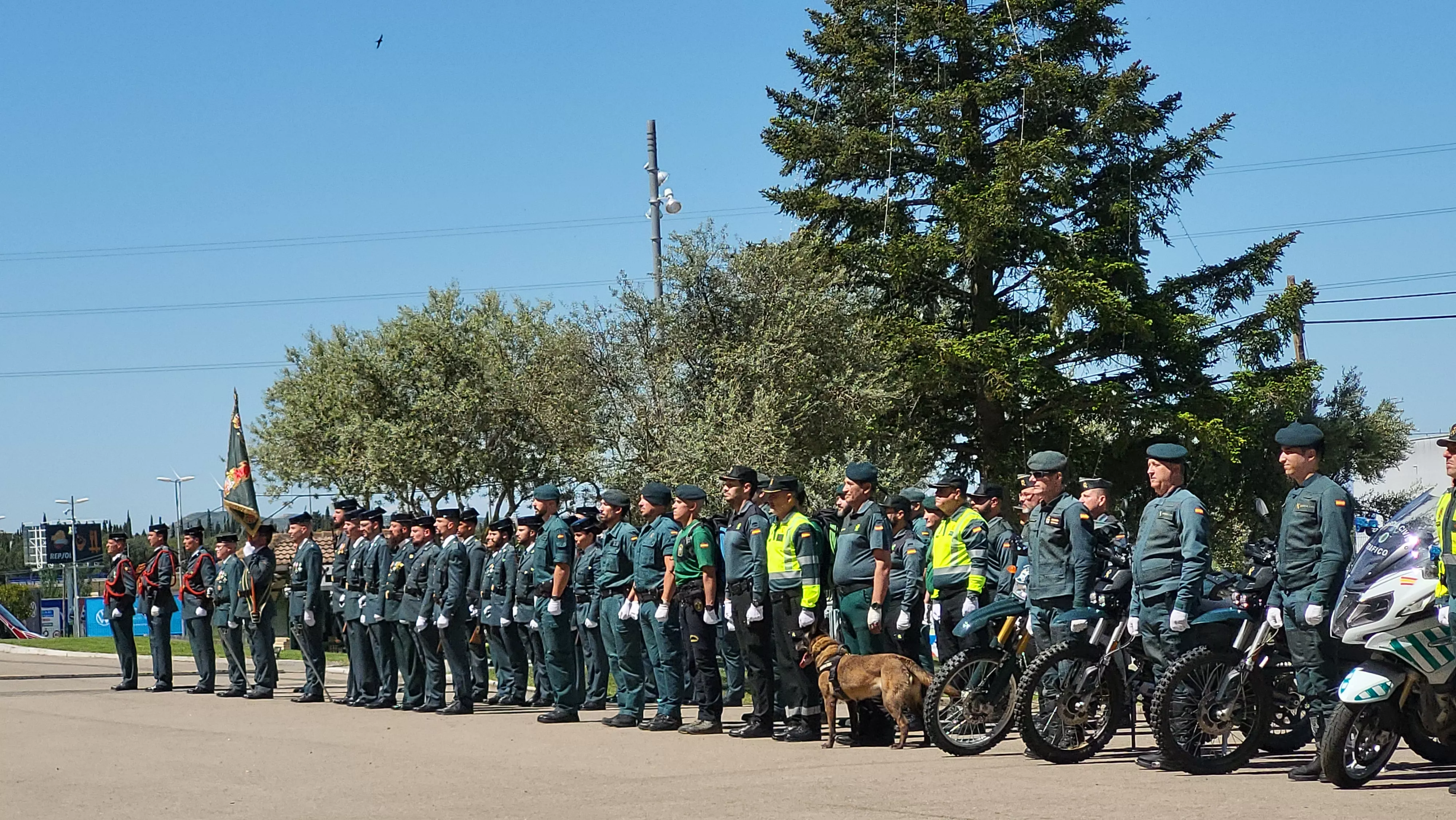 Celebración del 181 aniversario de la Guardia Civil en la Comandancia de Huesca. Foto Mercedes Manterola