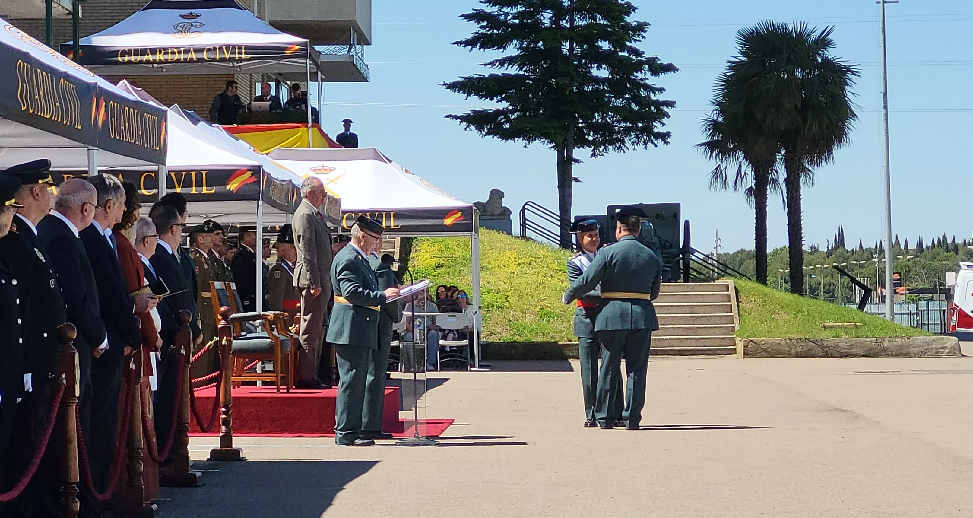 Celebración del 181 aniversario de la Guardia Civil en la Comandancia de Huesca. Foto Mercedes Manterola