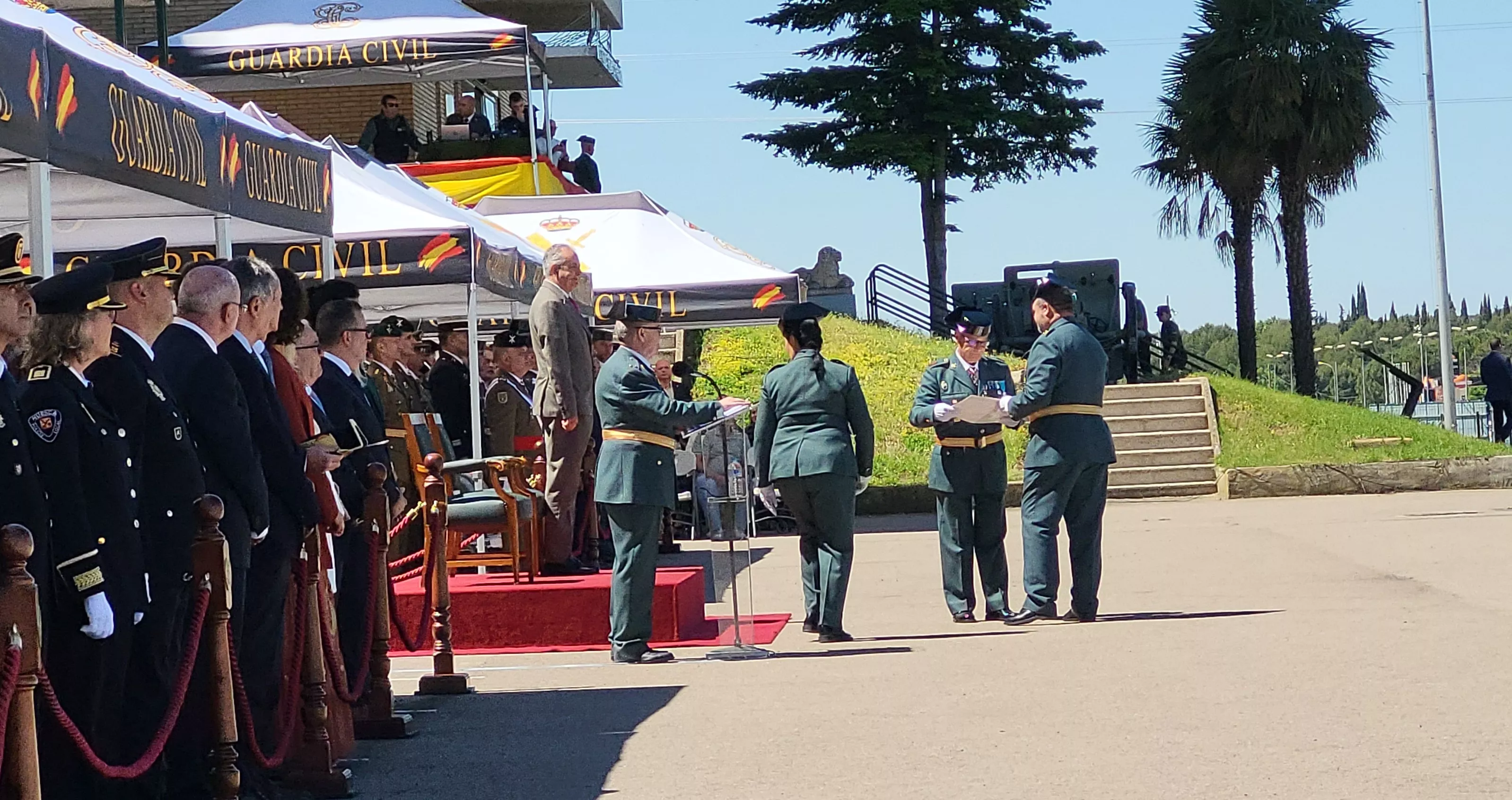 Celebración del 181 aniversario de la Guardia Civil en la Comandancia de Huesca. Foto Mercedes Manterola