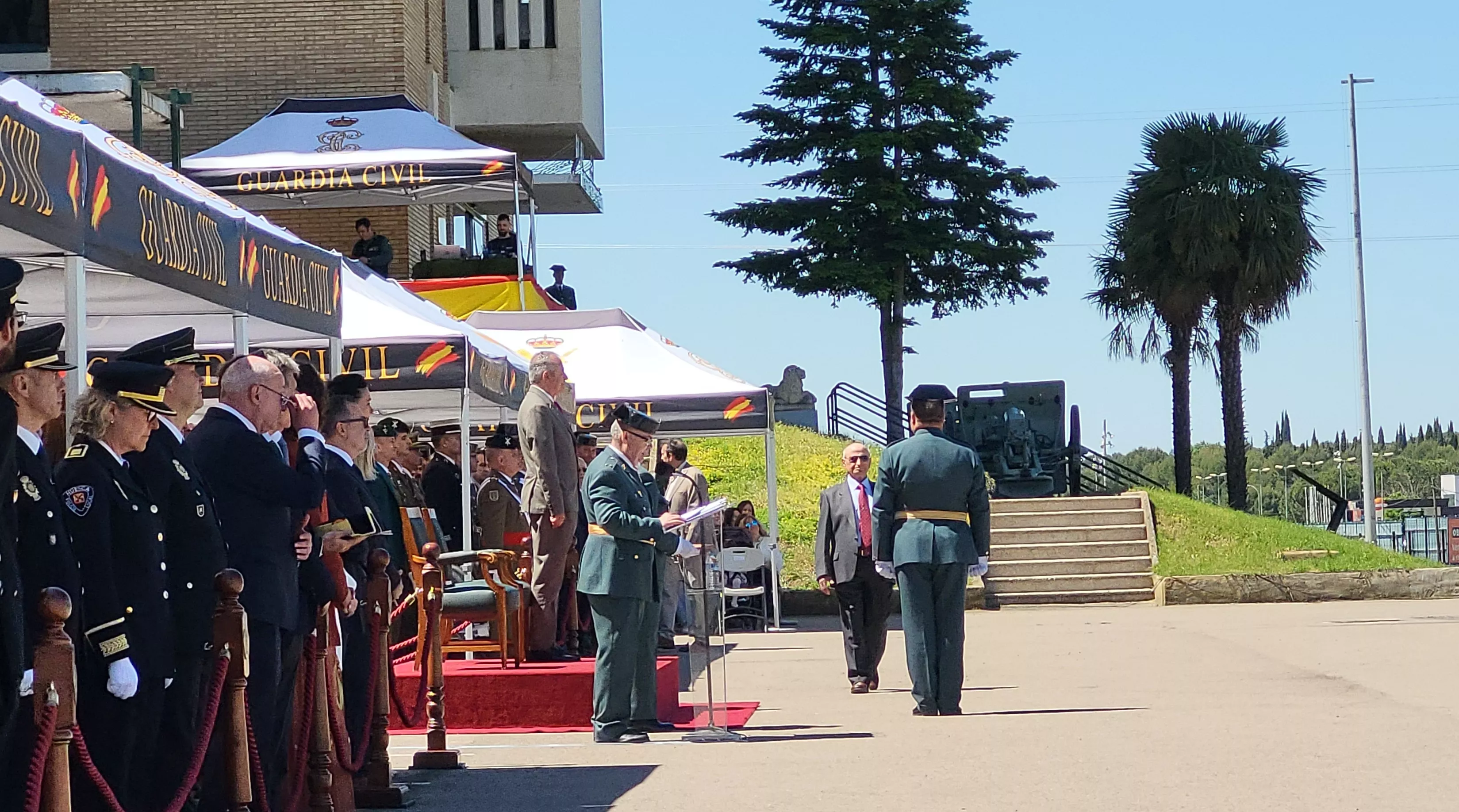 Celebración del 181 aniversario de la Guardia Civil en la Comandancia de Huesca. Foto Mercedes Manterola