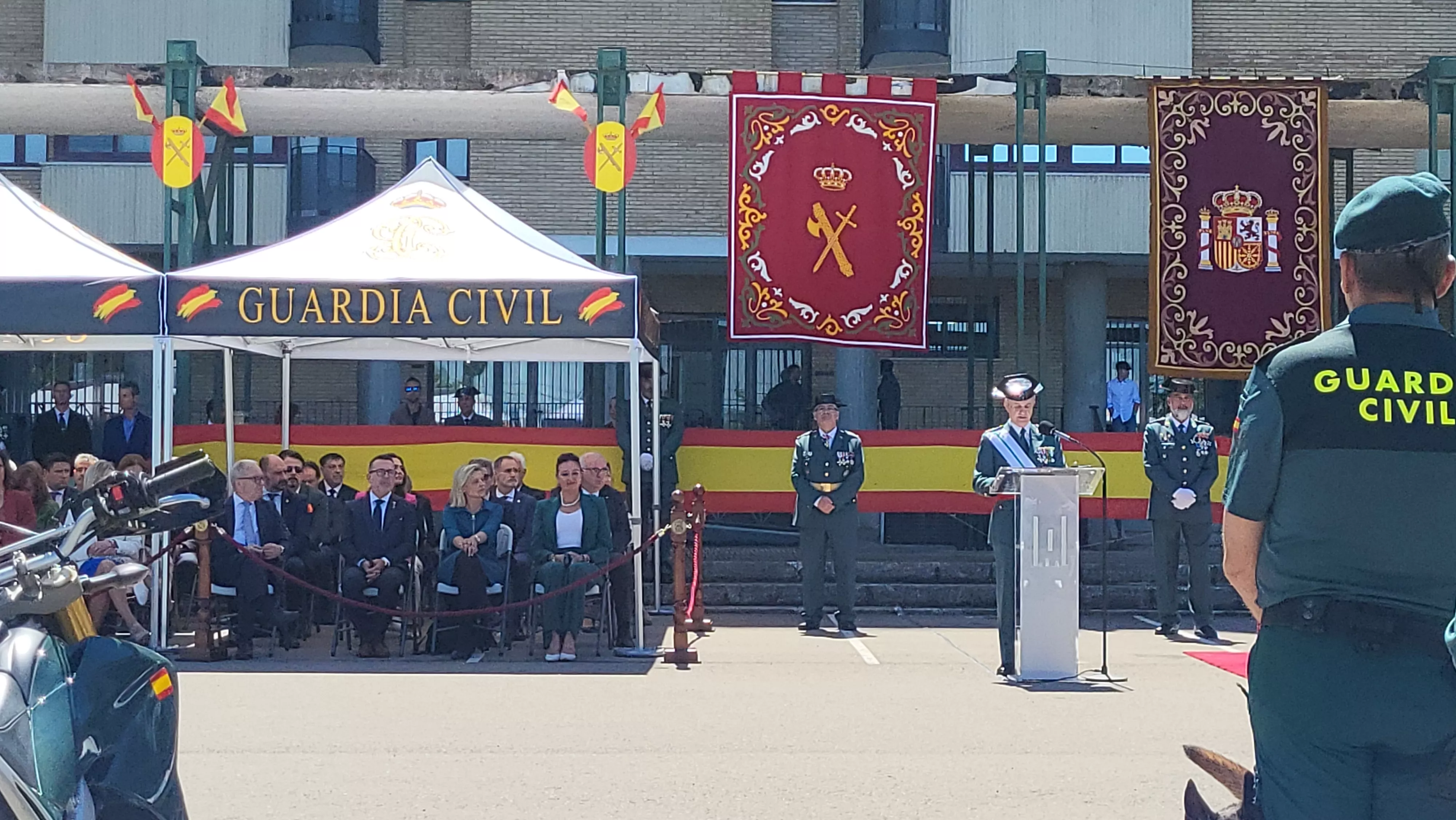 Celebración del 181 aniversario de la Guardia Civil en la Comandancia de Huesca. Foto Mercedes Manterola