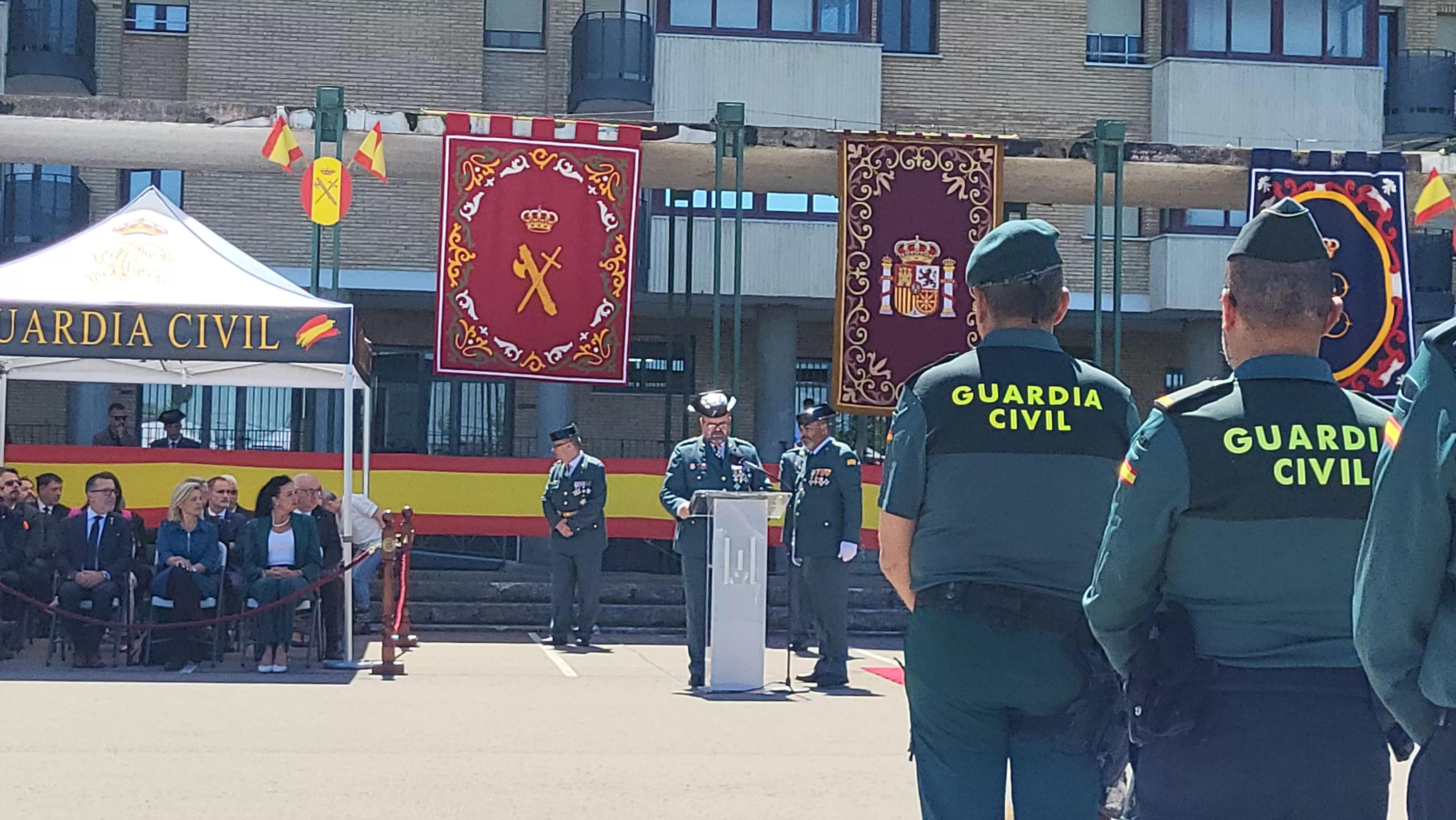 Celebración del 181 aniversario de la Guardia Civil en la Comandancia de Huesca. Foto Mercedes Manterola