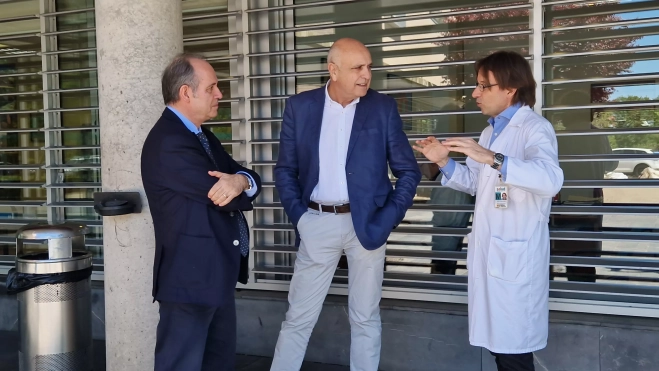 Visita a la unidad de psicogeriatría para mayores con trastornos mentales graves. Foto Myriam Martínez