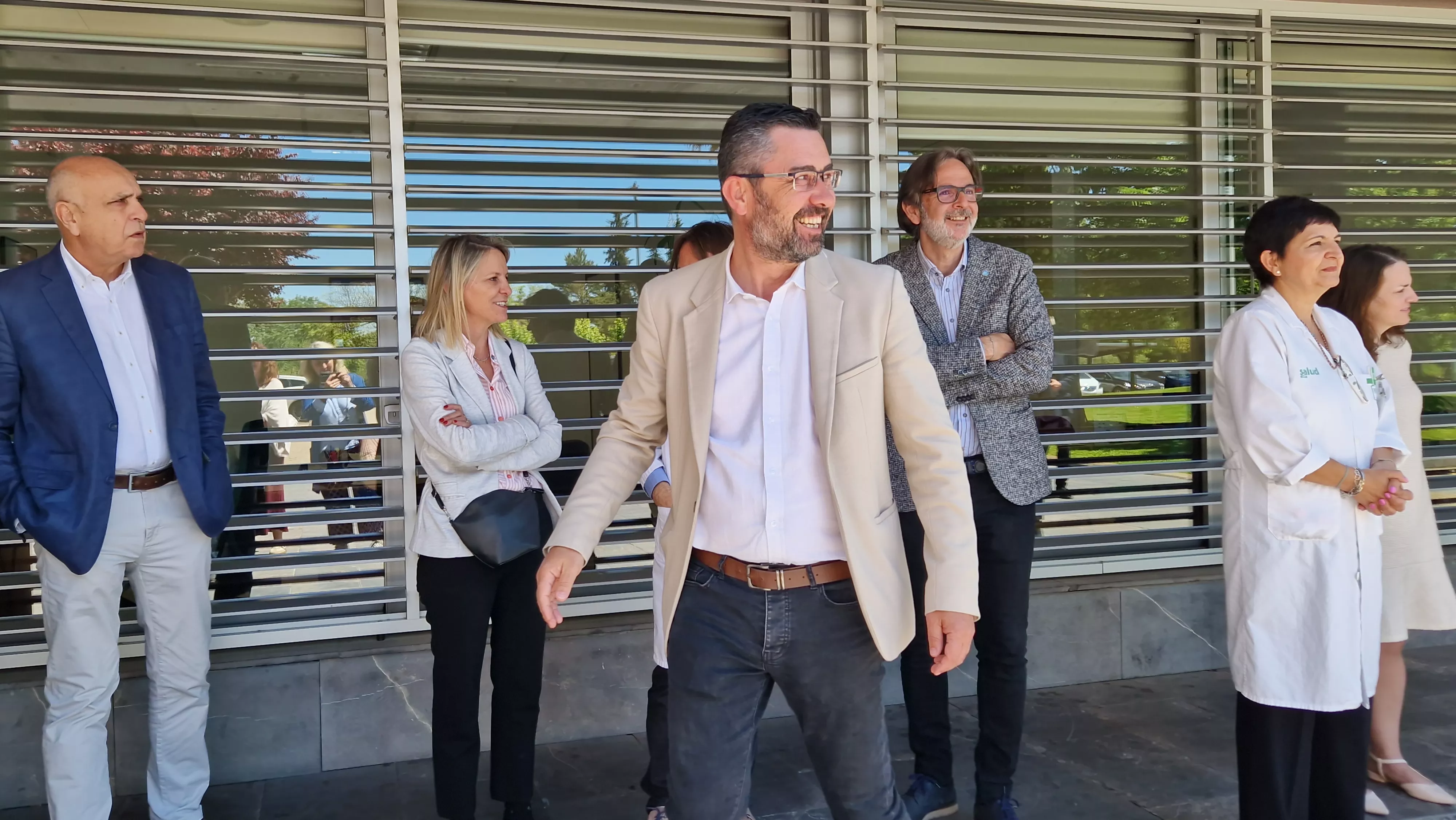 Visita a la unidad de psicogeriatría para mayores con trastornos mentales graves. Foto Myriam Martínez