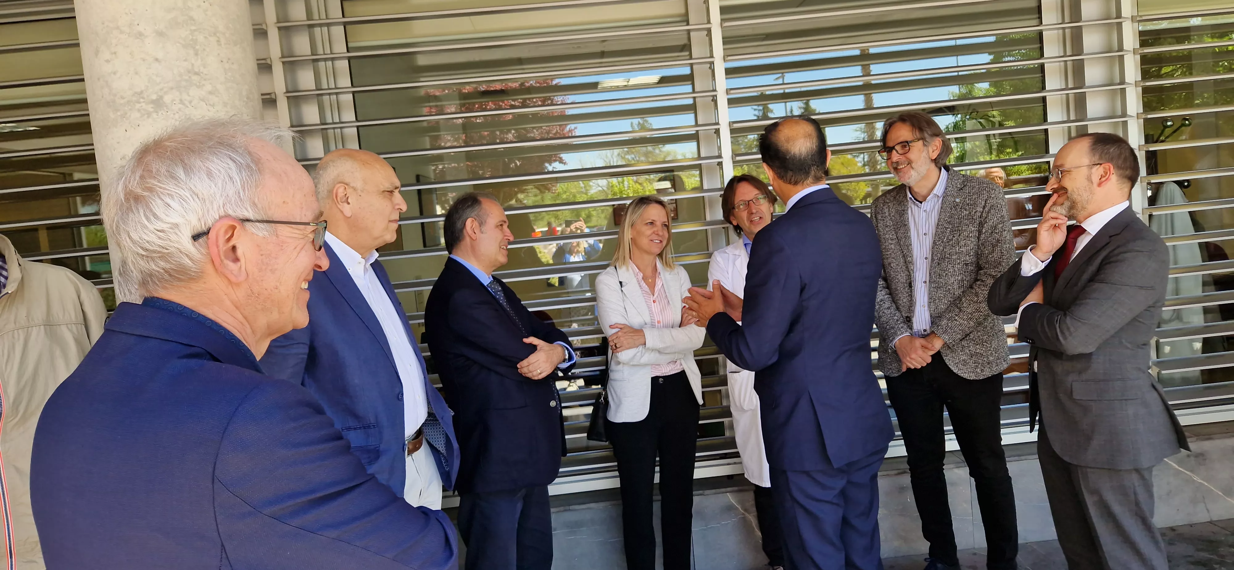 Visita a la unidad de psicogeriatría para mayores con trastornos mentales graves. Foto Myriam Martínez