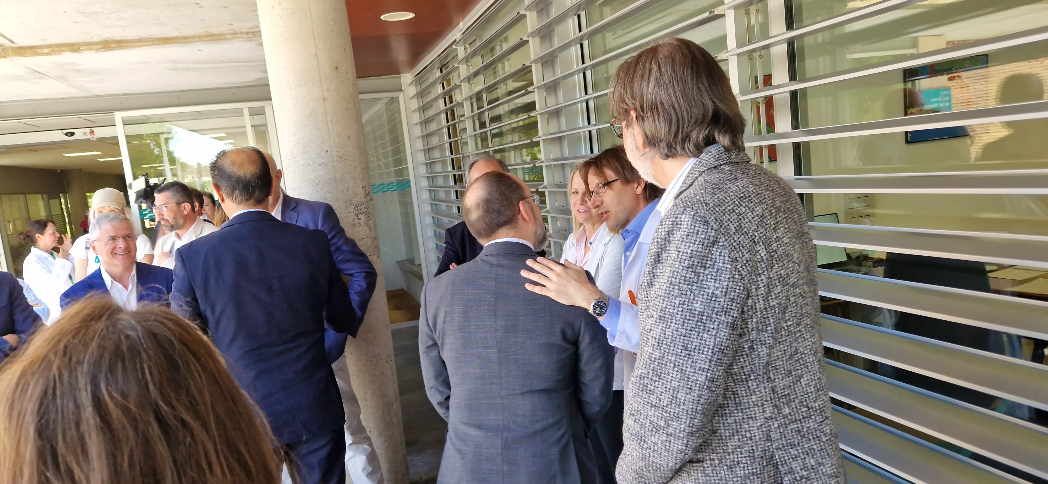 Visita a la unidad de psicogeriatría para mayores con trastornos mentales graves. Foto Myriam Martínez