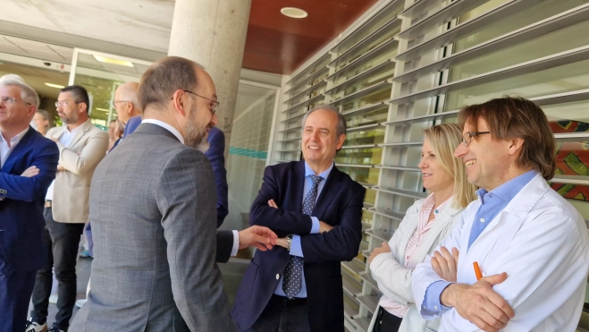 Visita a la unidad de psicogeriatría para mayores con trastornos mentales graves. Foto Myriam Martínez