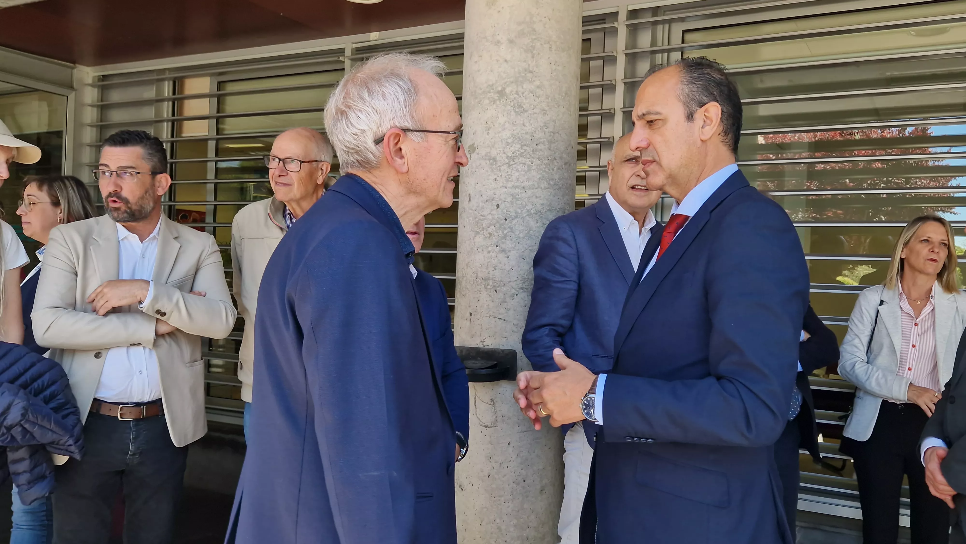 Visita a la unidad de psicogeriatría para mayores con trastornos mentales graves. Foto Myriam Martínez