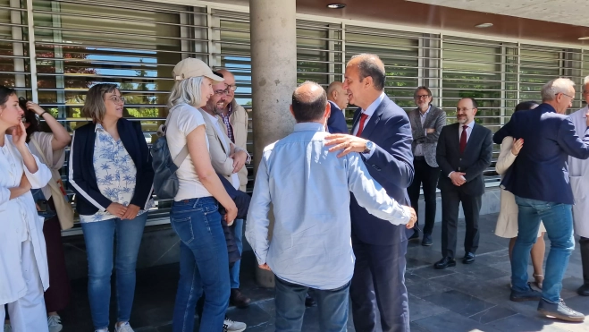 Visita a la unidad de psicogeriatría para mayores con trastornos mentales graves. Foto Myriam Martínez