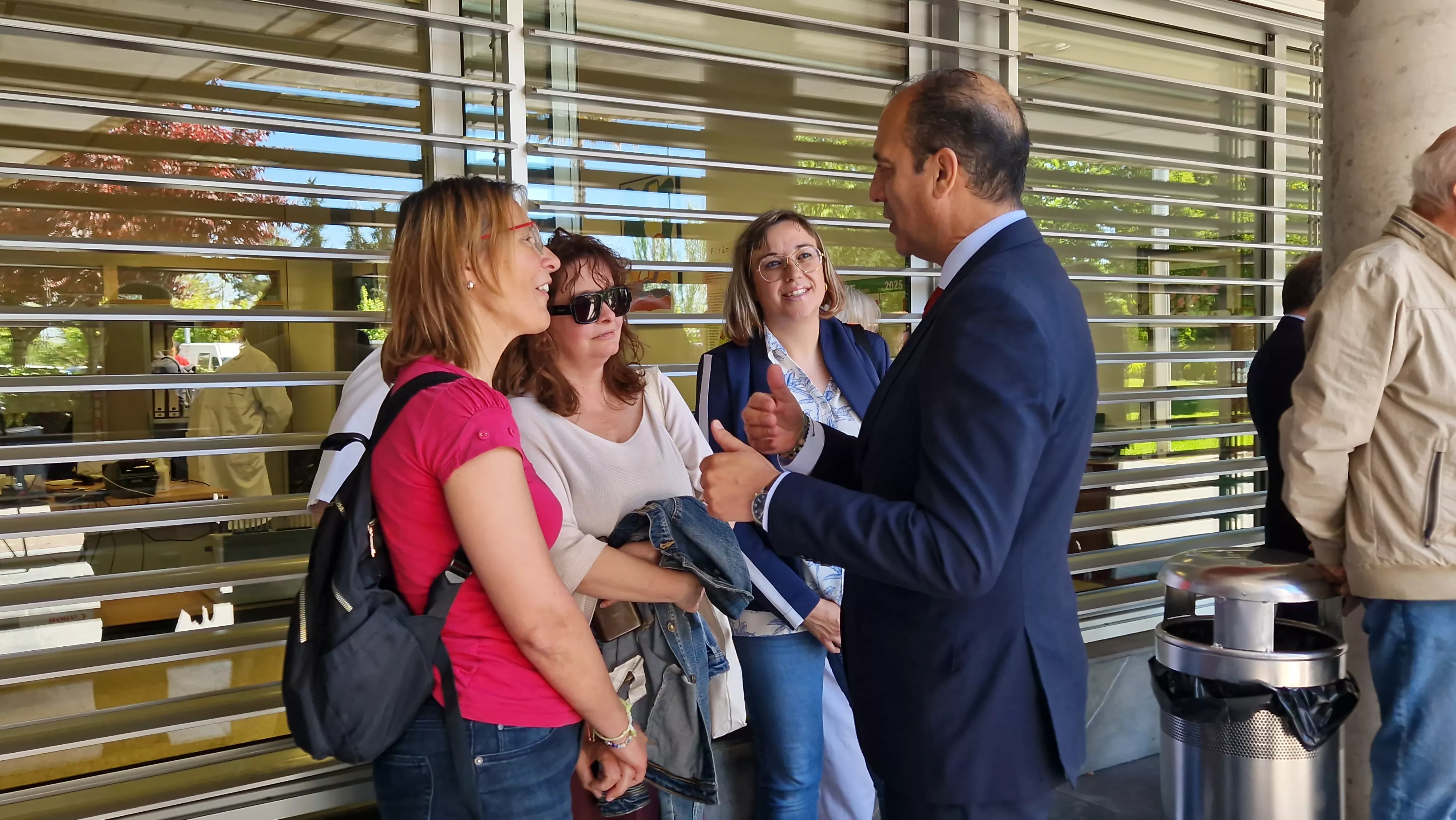 Visita a la unidad de psicogeriatría para mayores con trastornos mentales graves. Foto Myriam Martínez