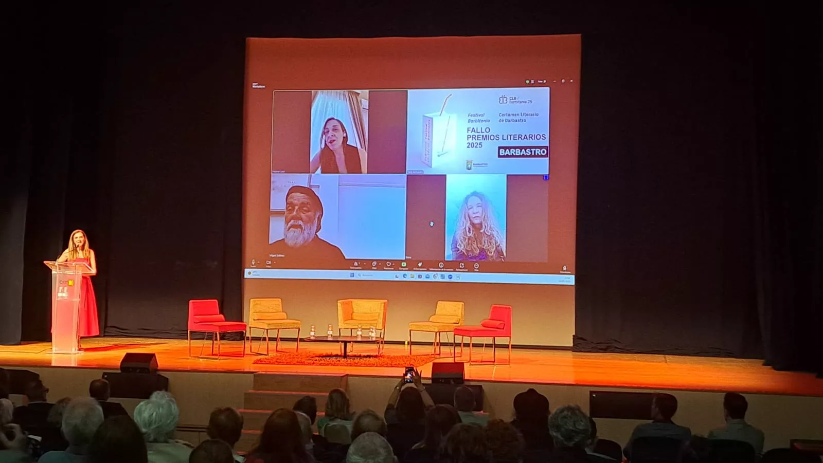 Entrega de los Premios Literarios de Barbastro