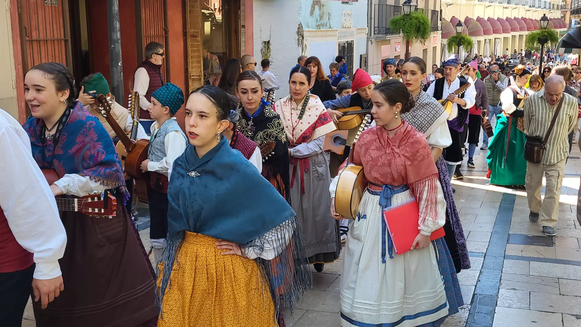 Encuentro de Escuelas de Folclore José Rodríguez en Huesca