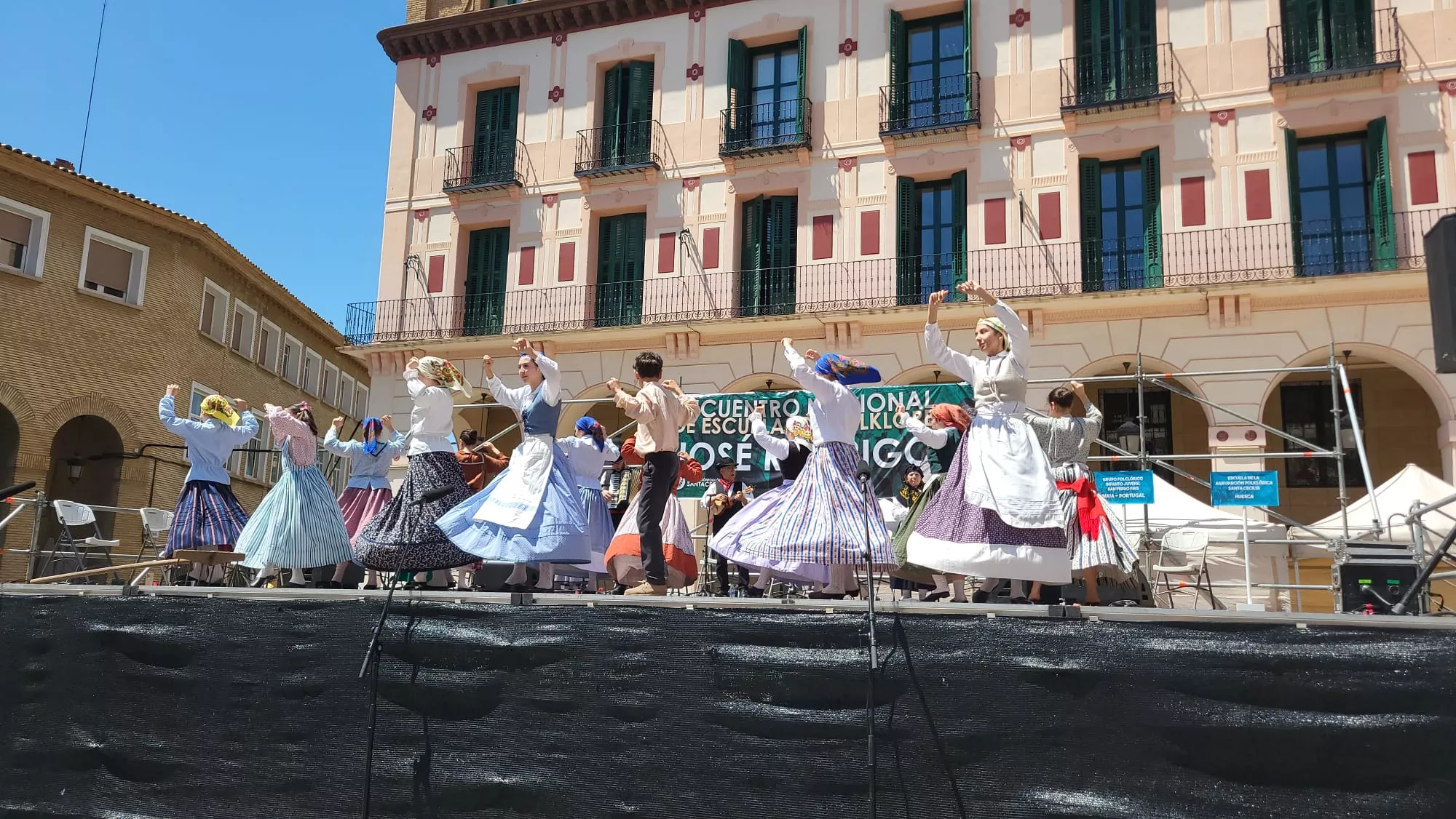 Encuentro de Escuelas de Folclore José Rodríguez en Huesca
