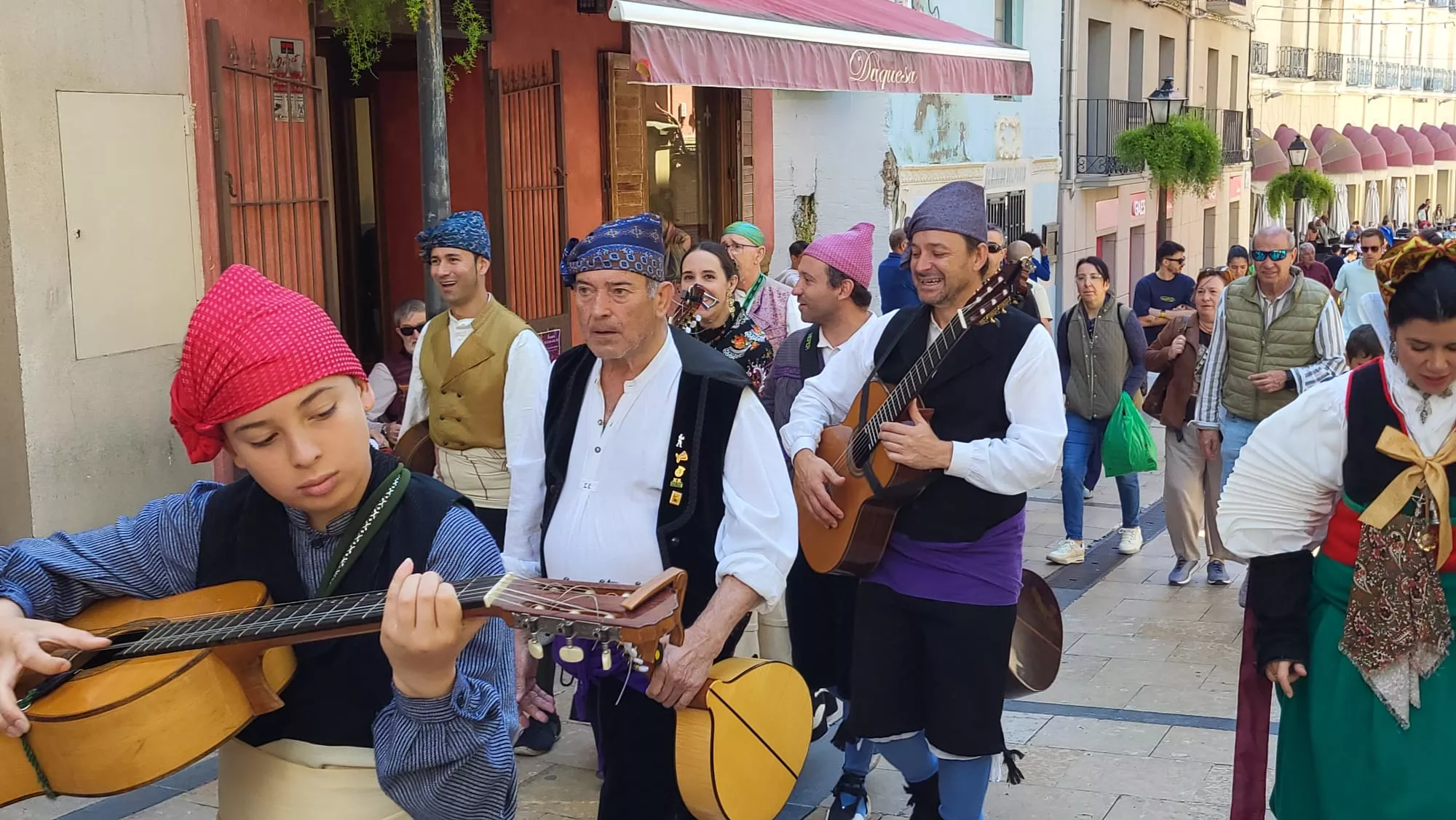 Encuentro de Escuelas de Folclore José Rodríguez en Huesca
