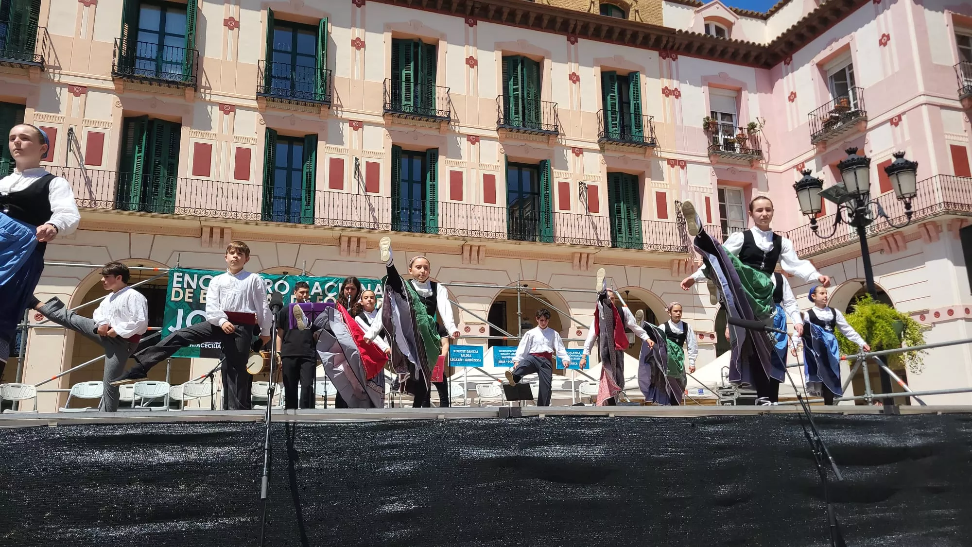 Encuentro de Escuelas de Folclore José Rodríguez en Huesca
