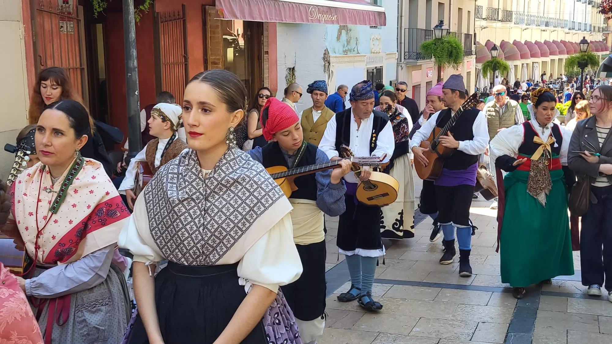 Encuentro de Escuelas de Folclore José Rodríguez en Huesca