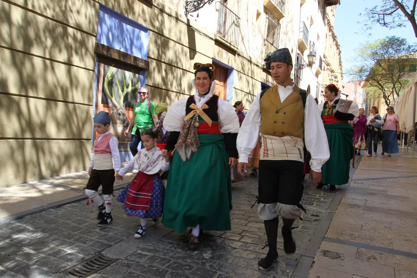 Encuentro de Escuelas de Folclore José Rodríguez en Huesca. Foto Carlos Neofato