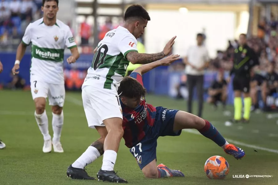 Javi Hernández se ha echado al equipo a las espaldas