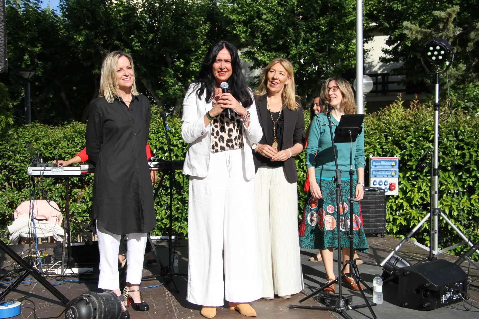 Sácame a Bailar versión verano en el Parque de Huesca. Foto Carlos Neofato
