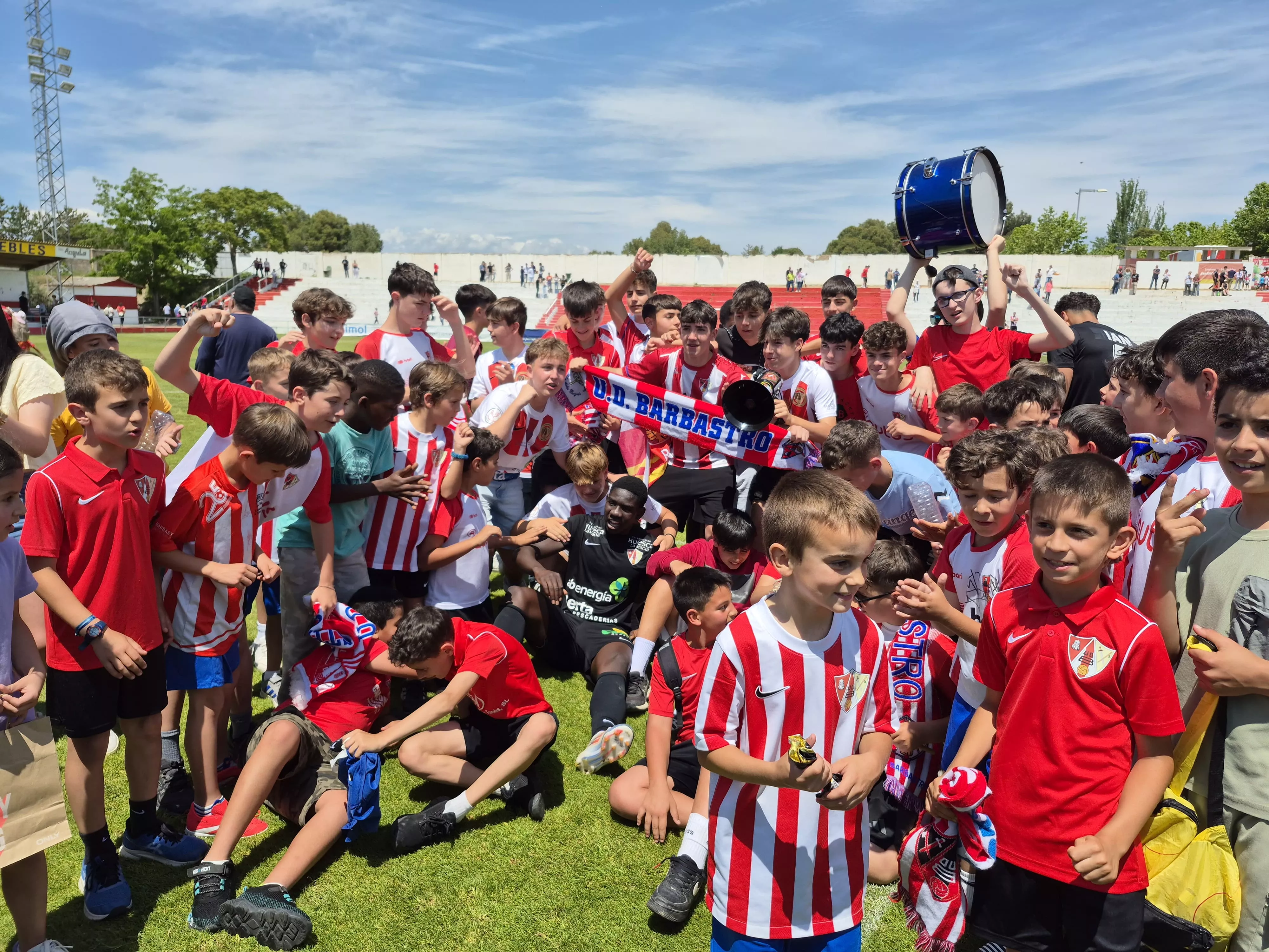 Imágenes de la salvación de la UD Barbastro en Segunda RFEF. Foto: @fotomaniafut