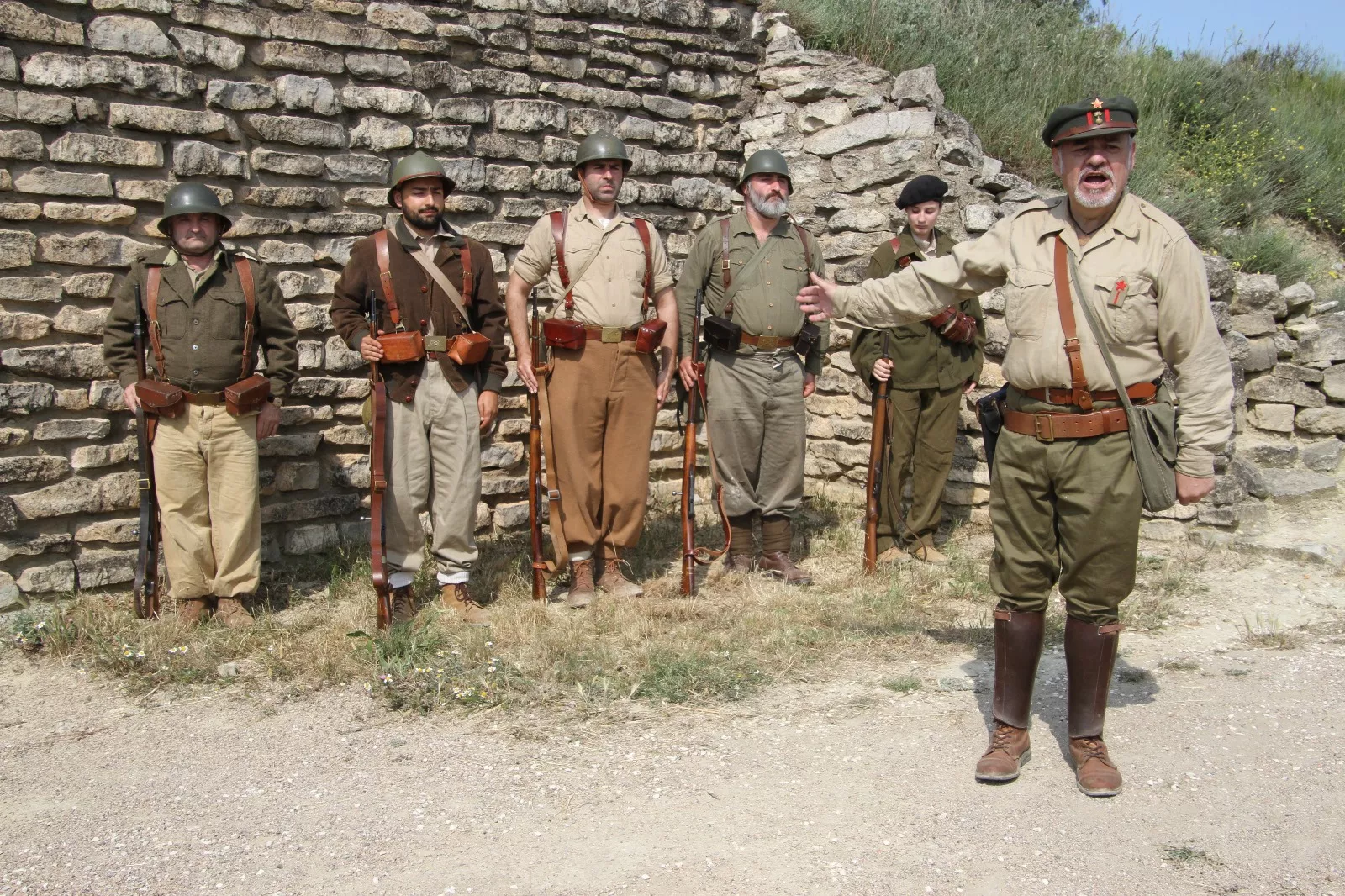 VII edición de la Trinchera Viviente en Alcubierre. Foto Carlos Neofato