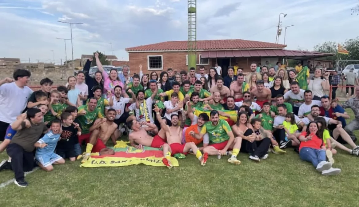 Alegría en San Lorenzo de Flumen con el ascenso a Preferente.