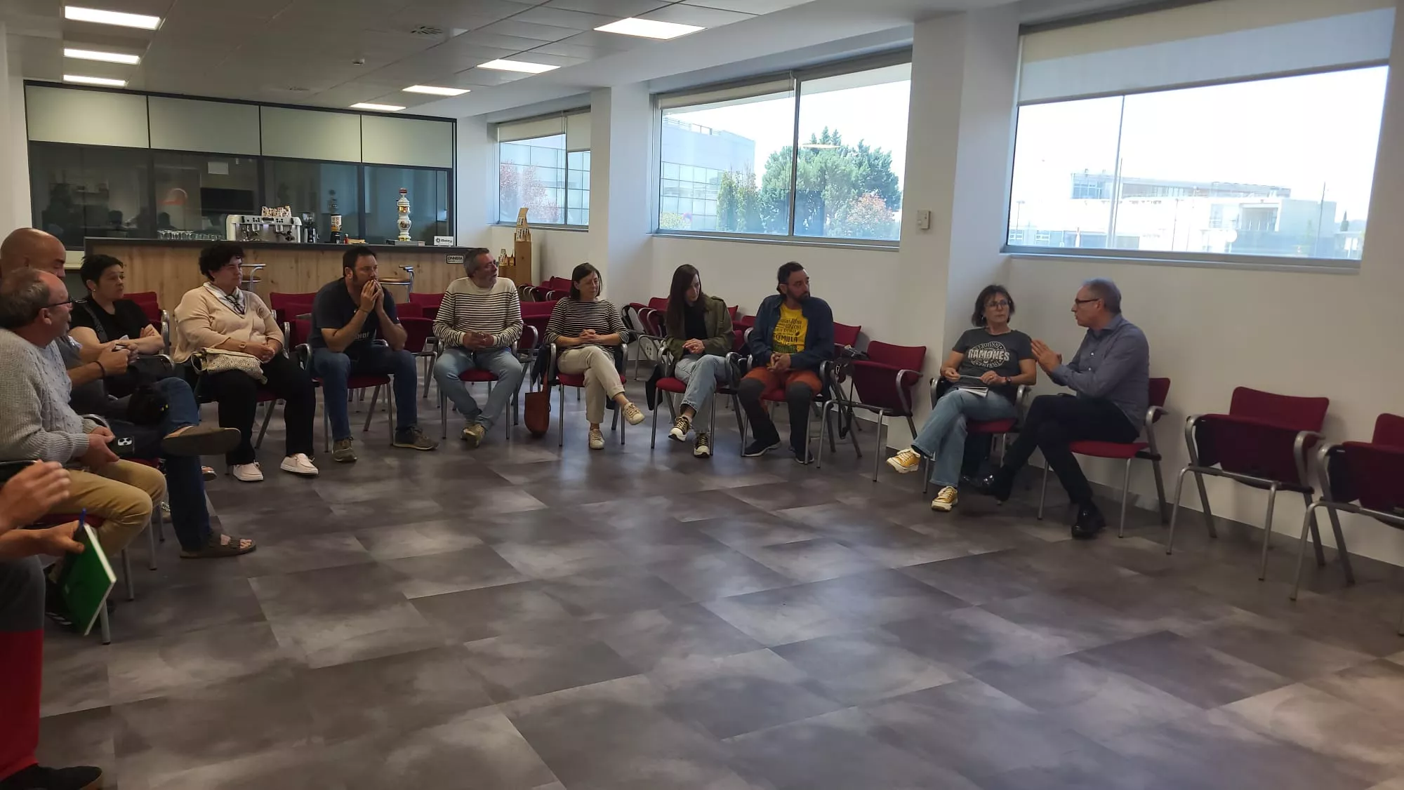 Reunión de hortelanos y otros productores en el Ciga de Huesca