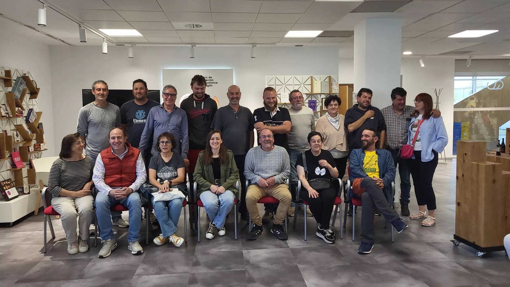 Reunión de hortelanos y otros productores en el Ciga de Huesca