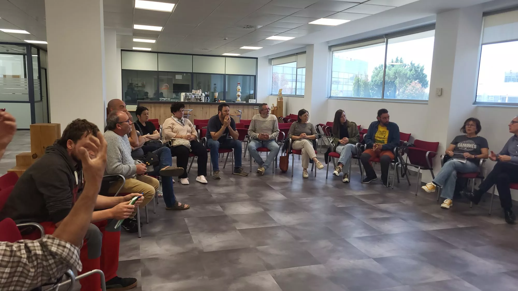 Reunión de hortelanos y otros productores en el Ciga de Huesca