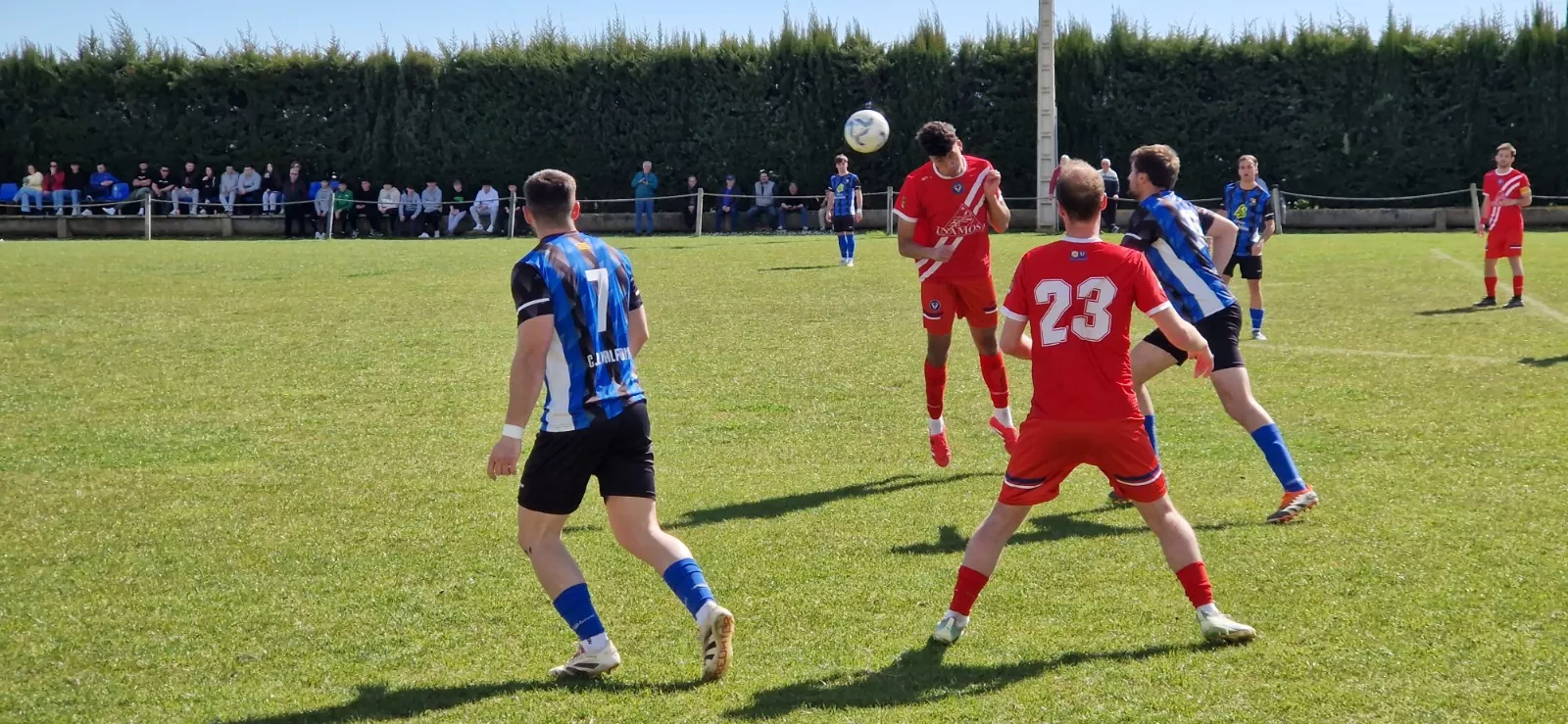 Foto de archivo. Resultados y clasificaciones del fútbol altoaragonés del 17 y 18 de mayo