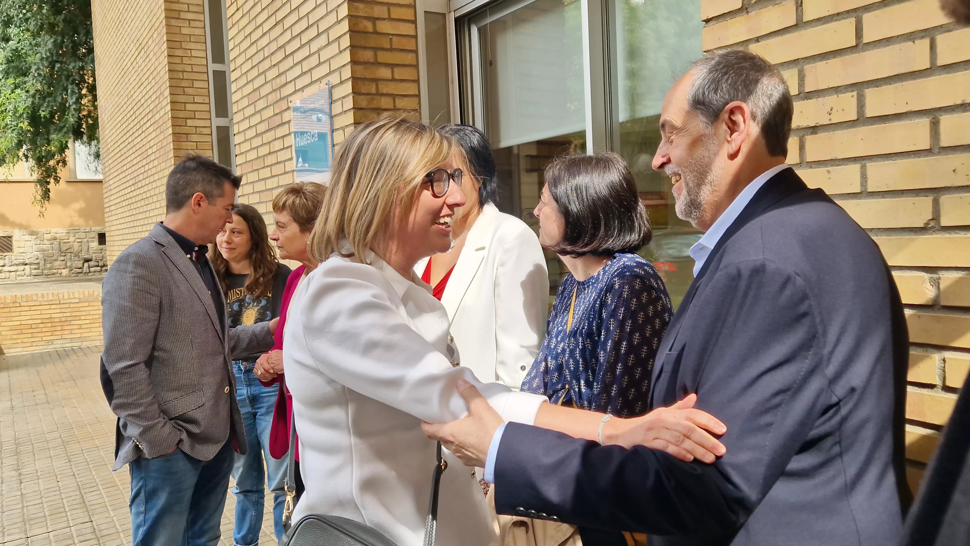 Visita de la consejera Susín al Hogar de Personas Mayores de Huesca. Foto Myriam Martínez