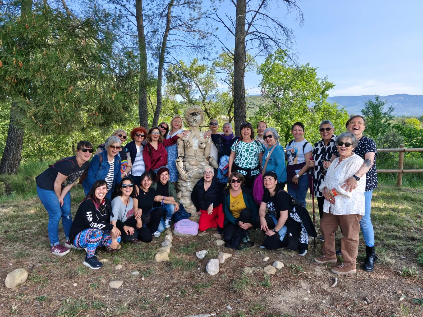 Quinto Encuentro de Mujeres Vecinales de Aragón en Ayerbe.