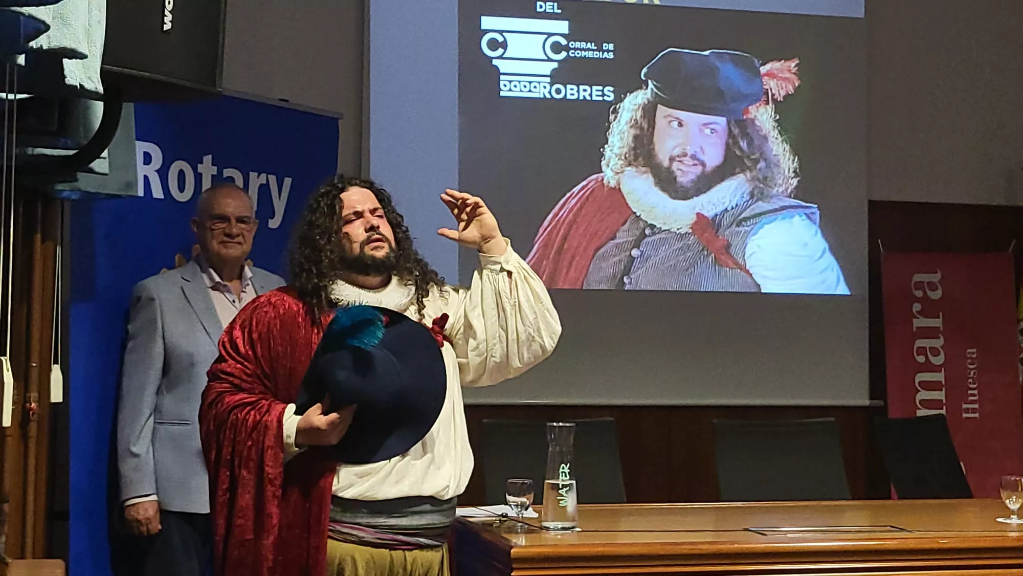 Distinción Rotaria a Luis Casáus y el Teatro de Robres