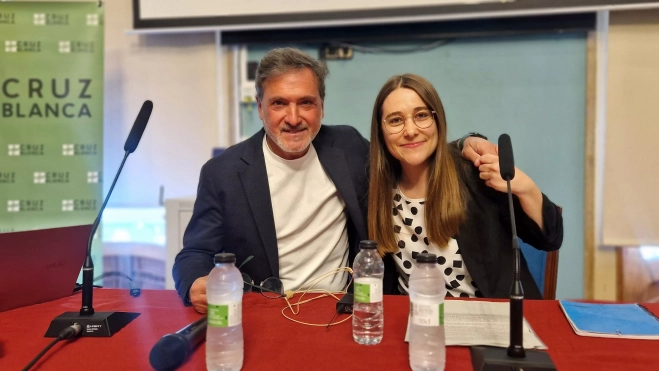 Javier González y Lucía Torner. Foto Myriam Martínez