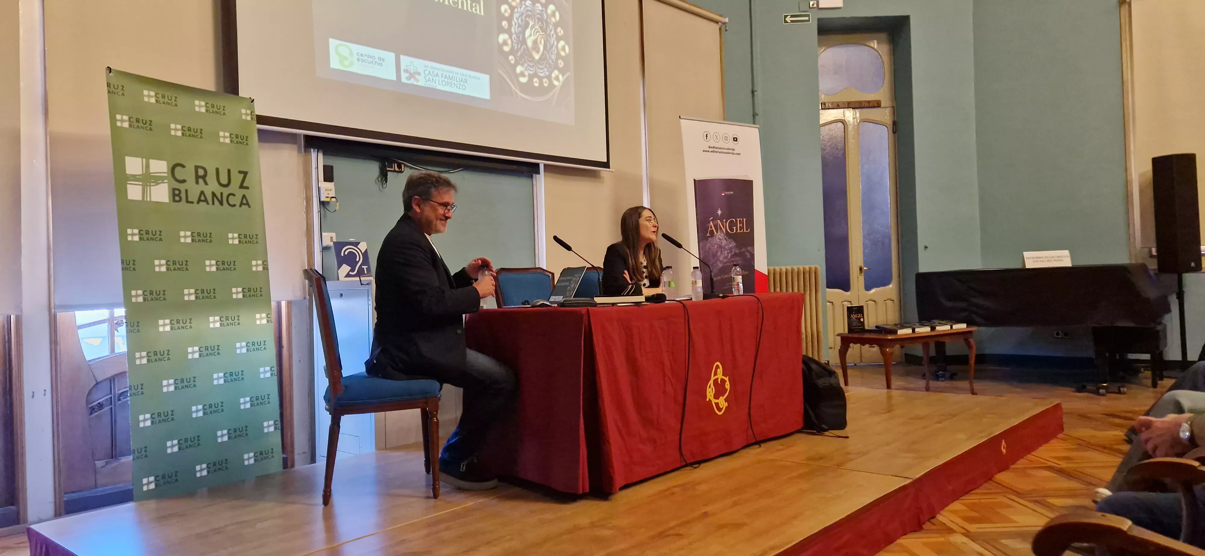  charla con Javier González Castellano y Cruz Blanca sobre el suicidio