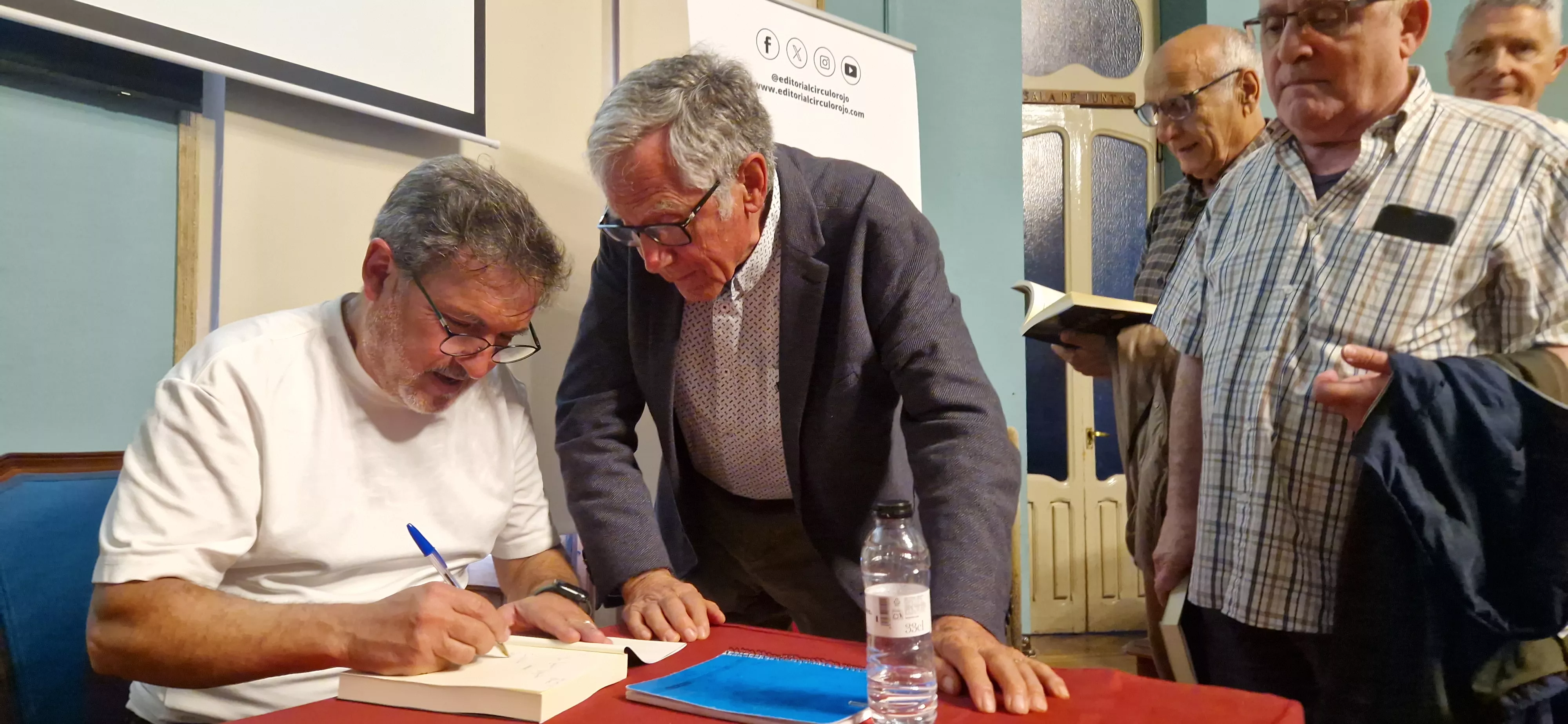  charla con Javier González Castellano y Cruz Blanca sobre el suicidio