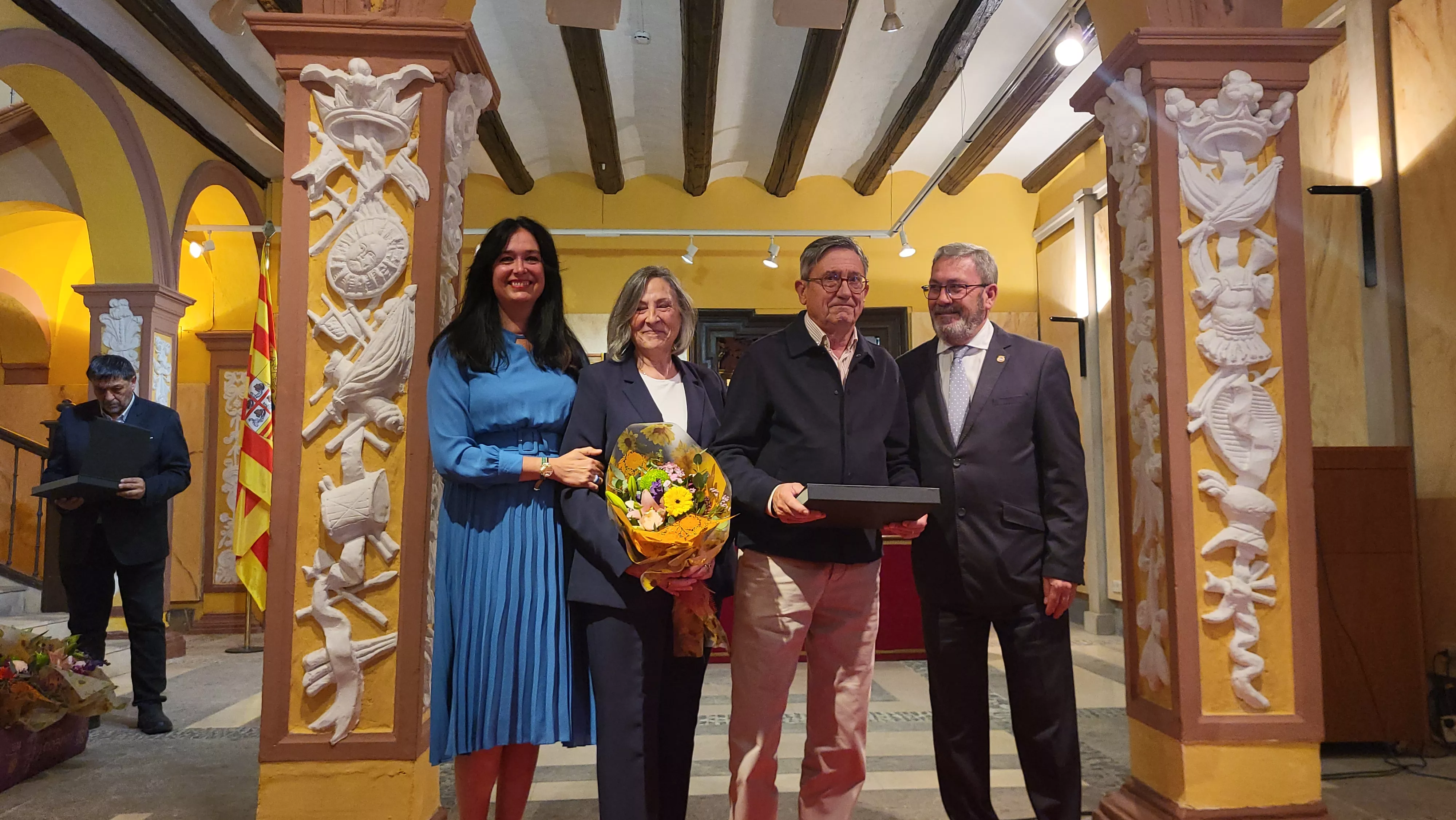 Homenaje de Huesca a 23 matrimonios en sus bodas de oro. Foto Mercedes Manterola