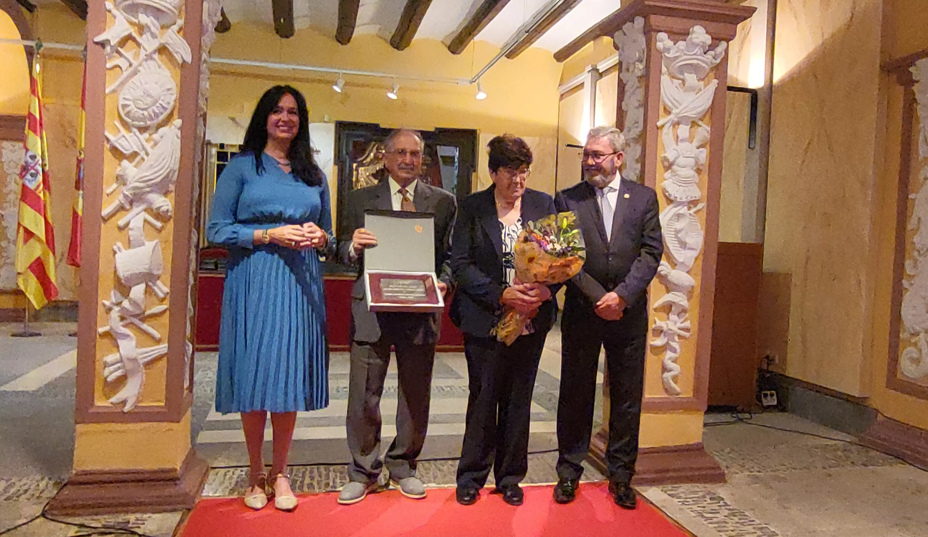 Homenaje de Huesca a 23 matrimonios en sus bodas de oro. Foto Mercedes Manterola