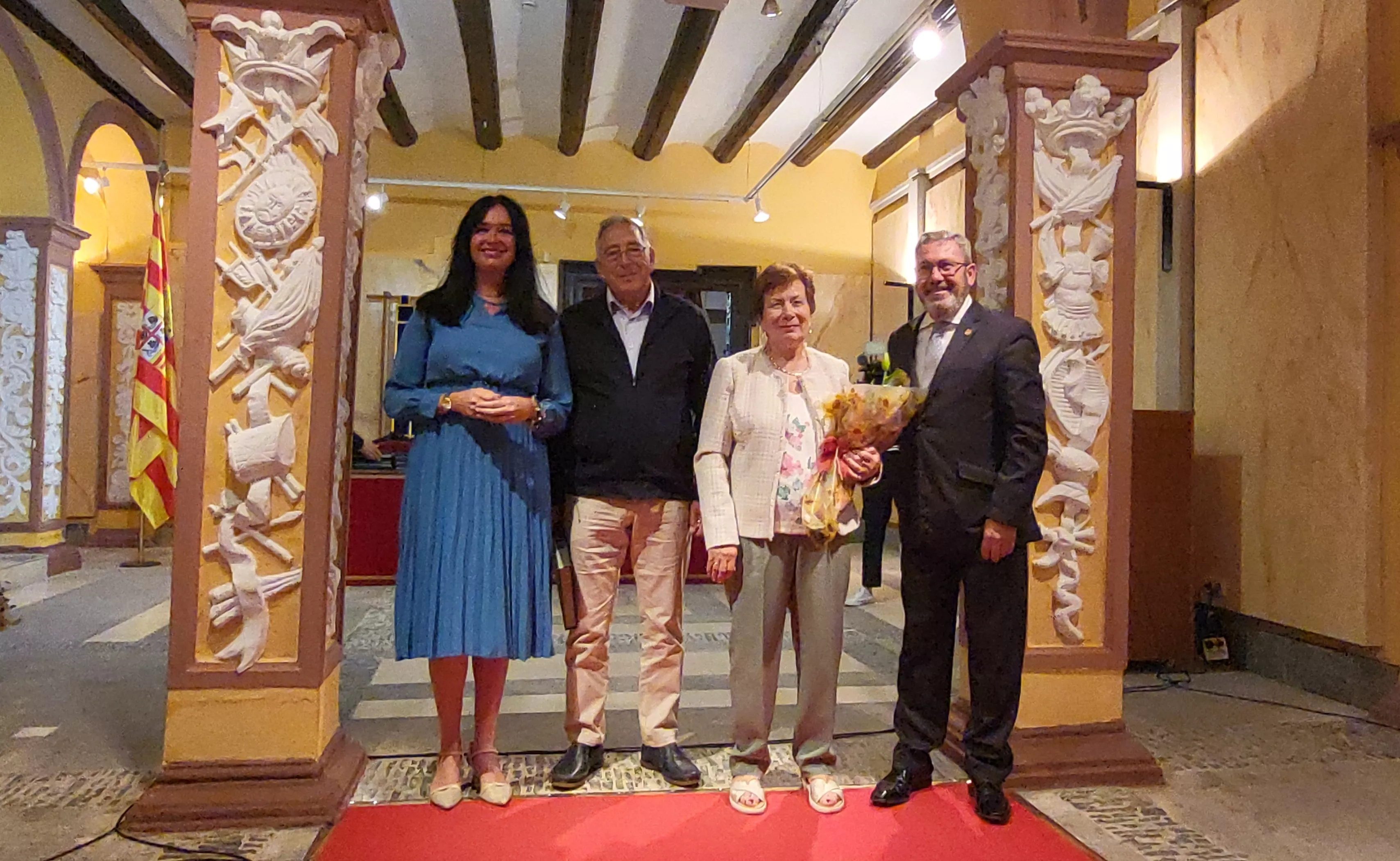 Homenaje de Huesca a 23 matrimonios en sus bodas de oro. Foto Mercedes Manterola