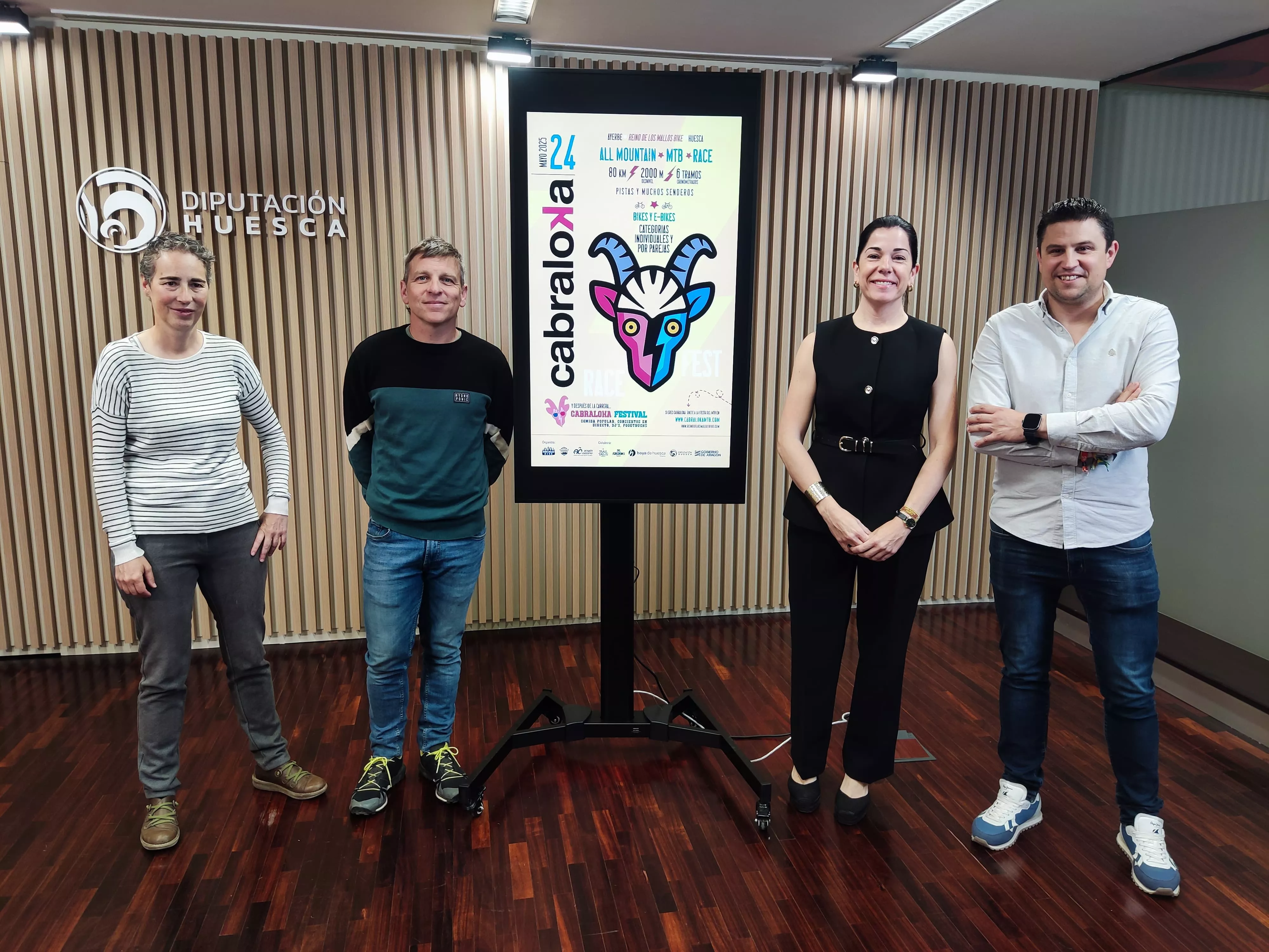 Lola Giménez, Javier García, Lola Ibort y Antonio Biescas en la presentación del Cabraloka Fest.