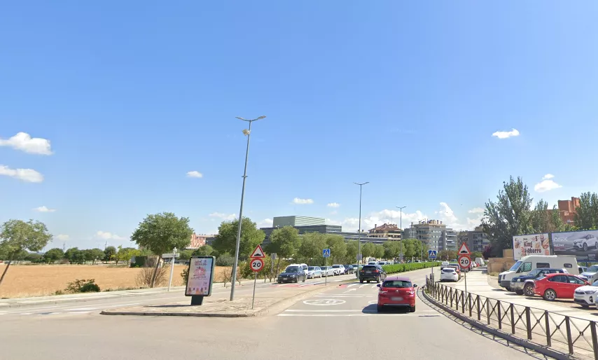 Continúan las incidencias en el tráfico para eliminar los pasos elevados de la avenida de los Danzantes.