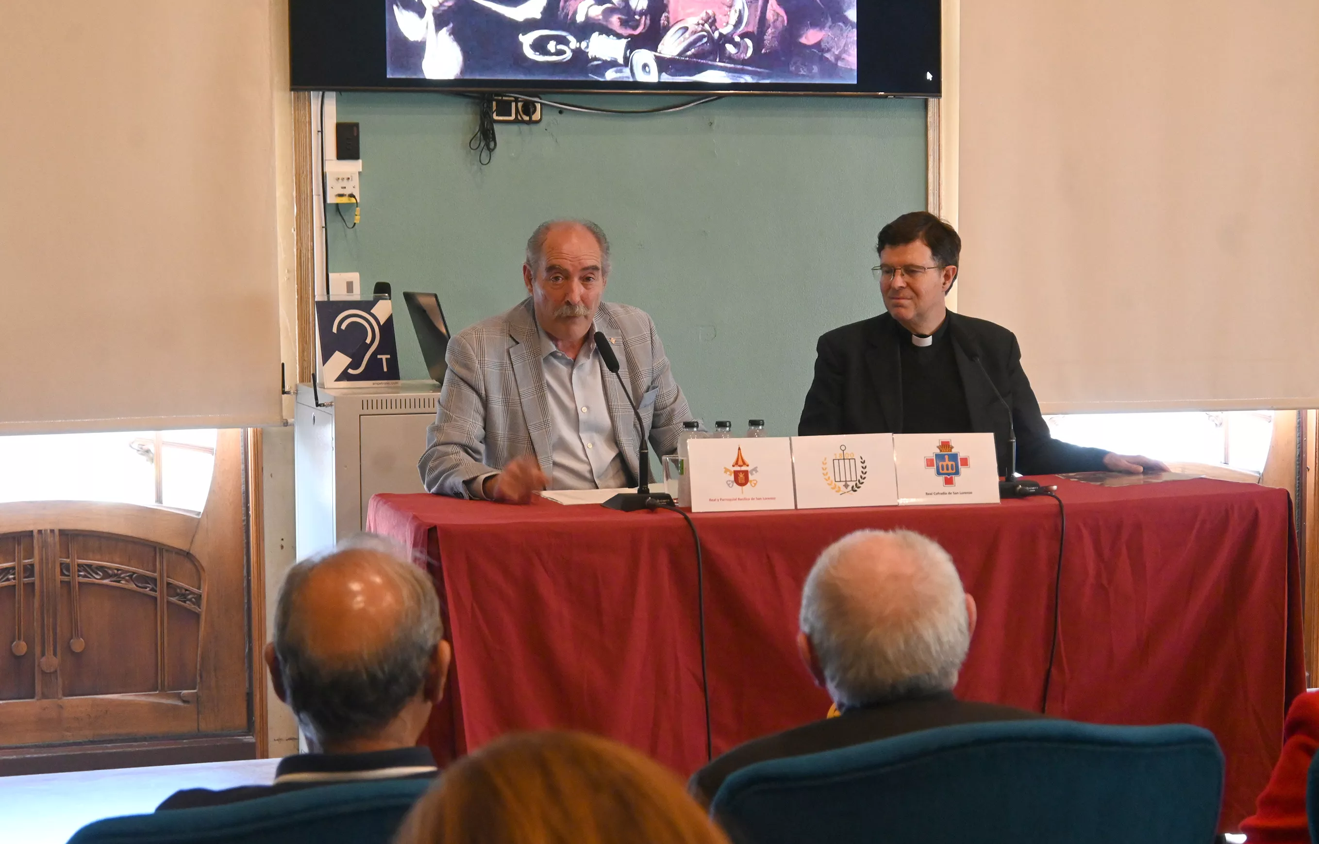 Conferencia del catedrático Pablo Blanco en el Casino oscense. Foto Carlos Jalle