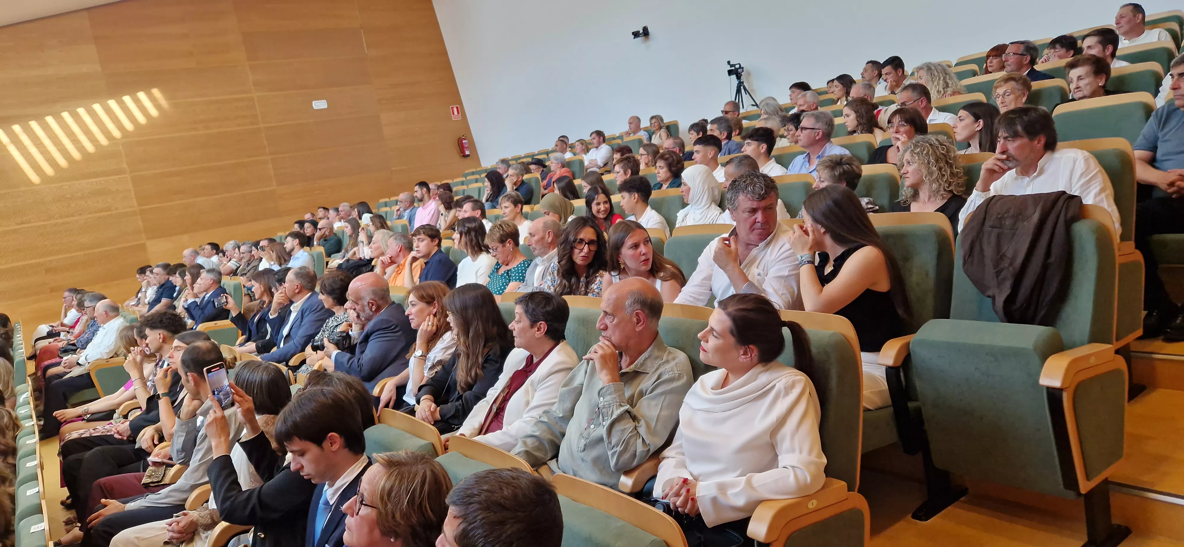 Ceremonia de graduación de la Escuela Universitaria de Enfermería de Huesca. Foto Myriam Martínez